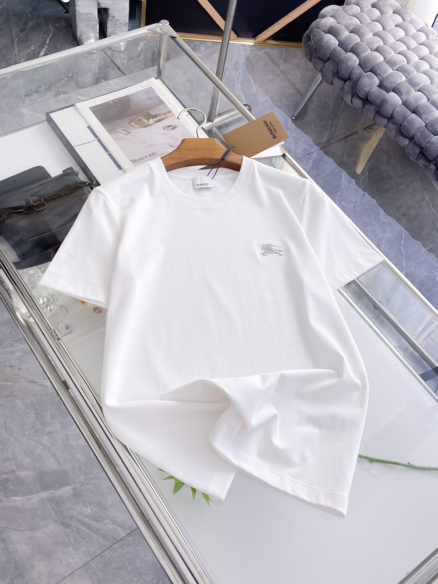 short sleeves
