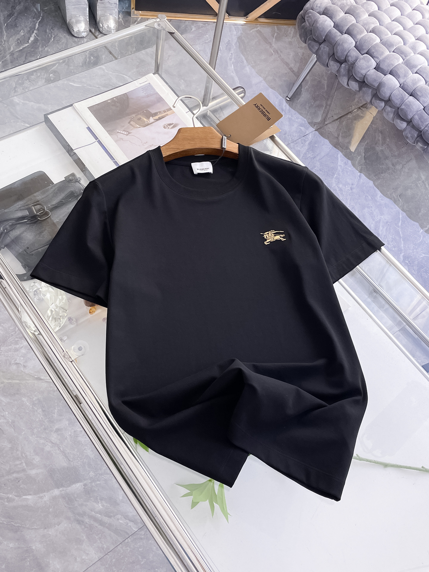 short sleeves