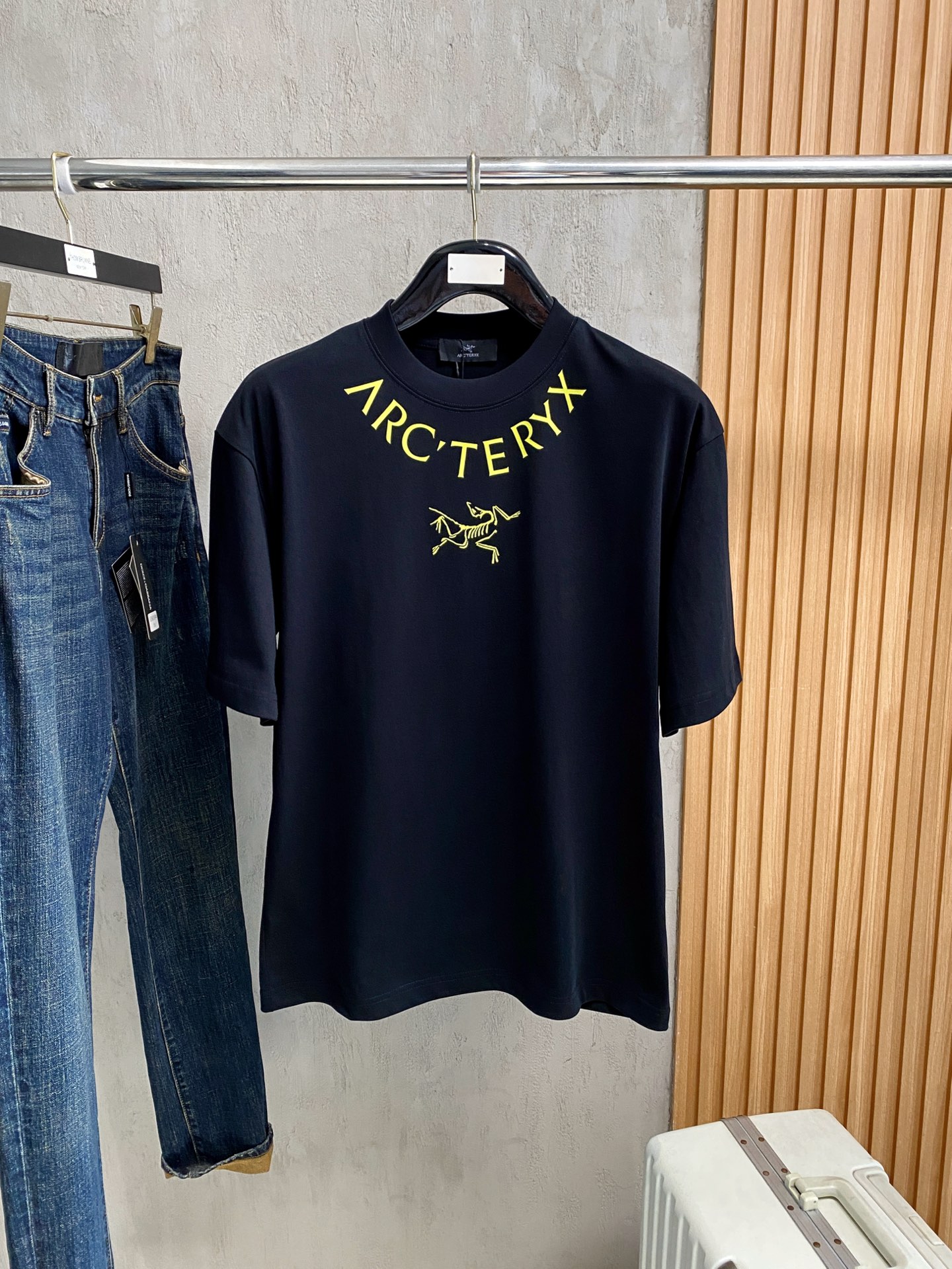 short sleeves