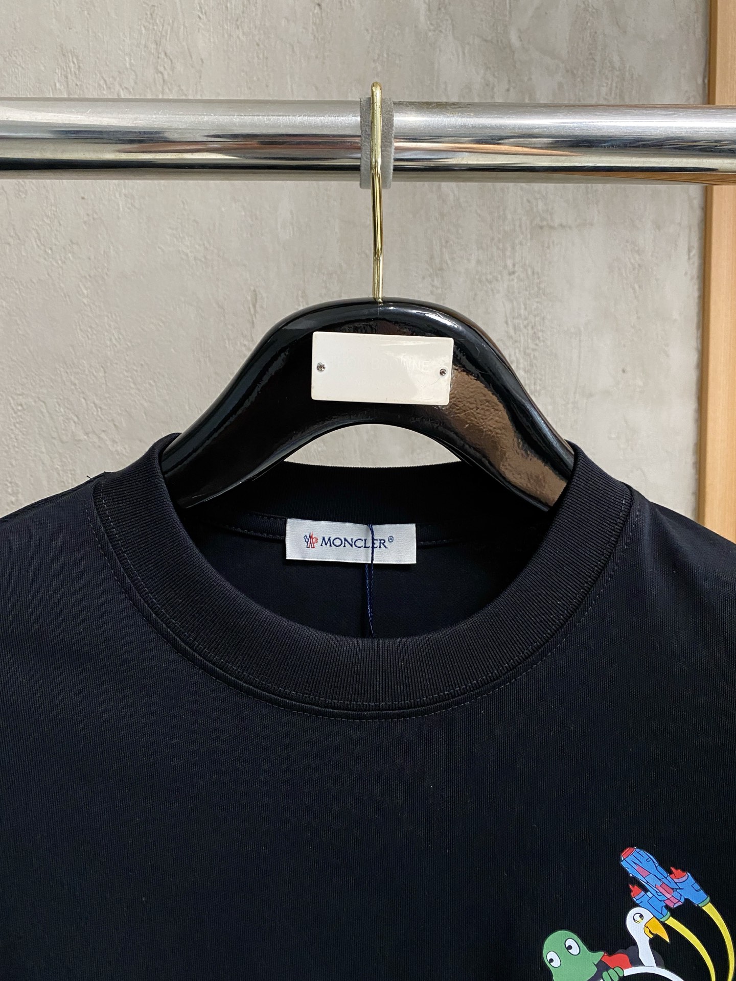 short sleeves