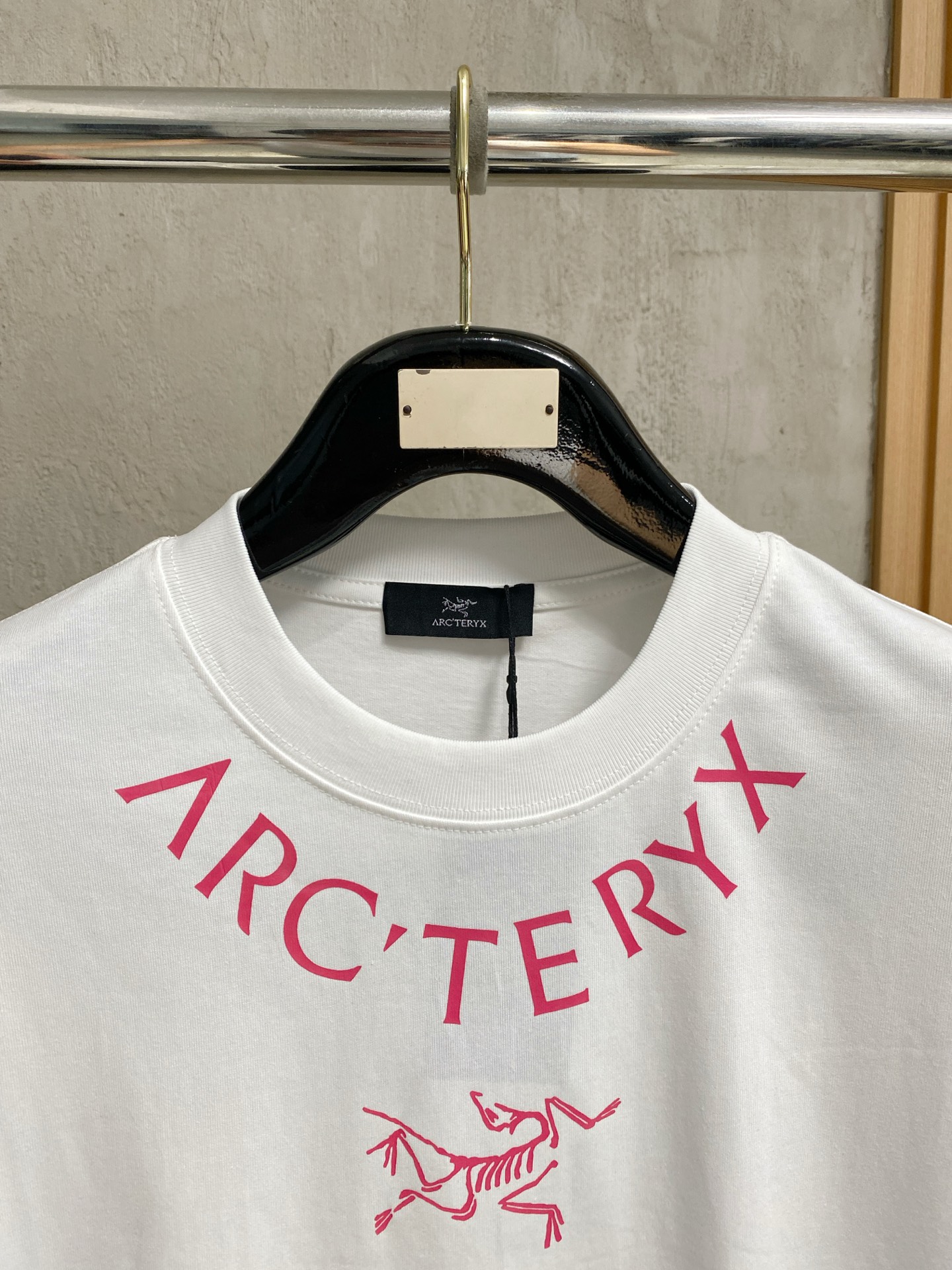 short sleeves