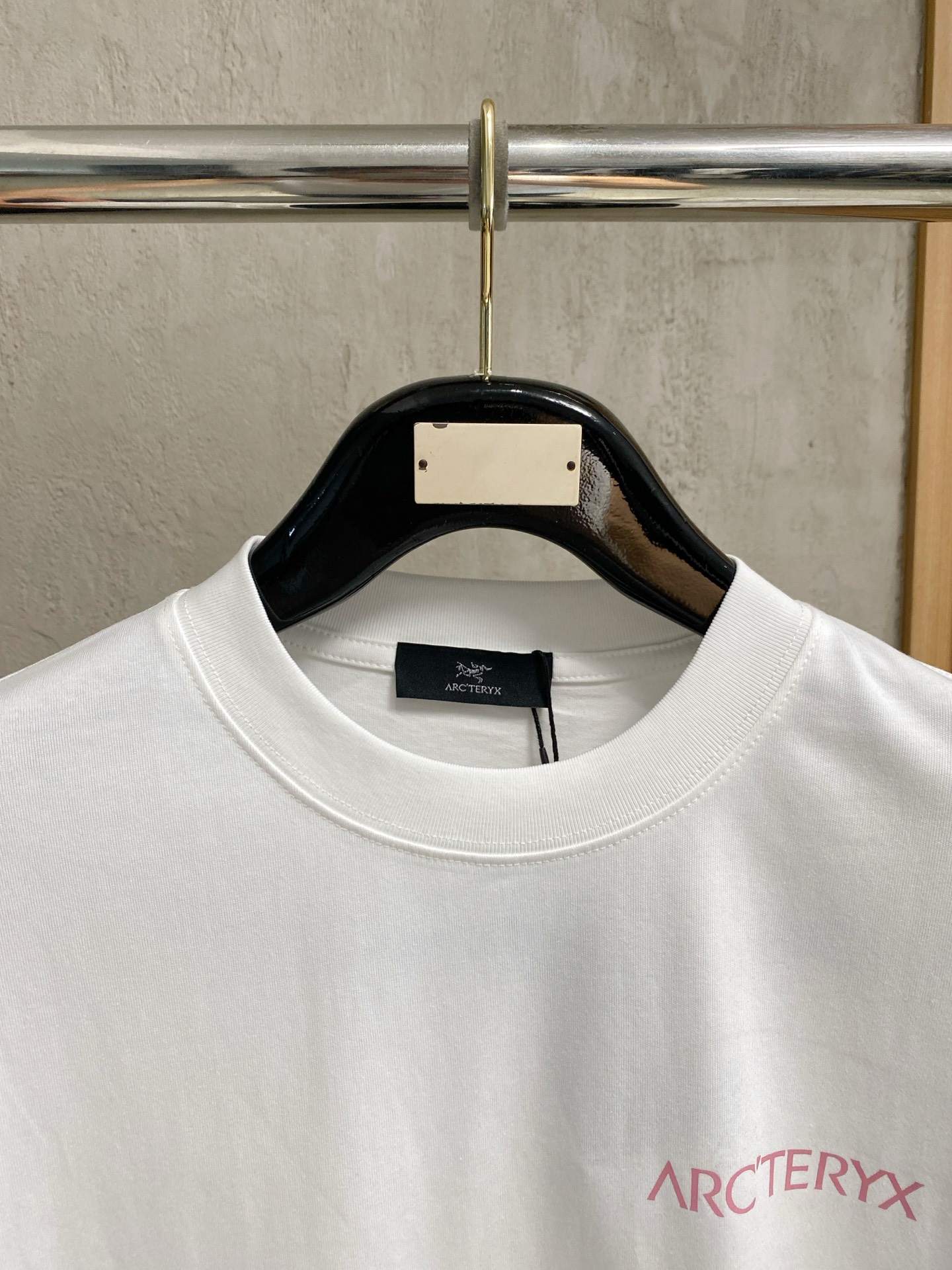 short sleeves