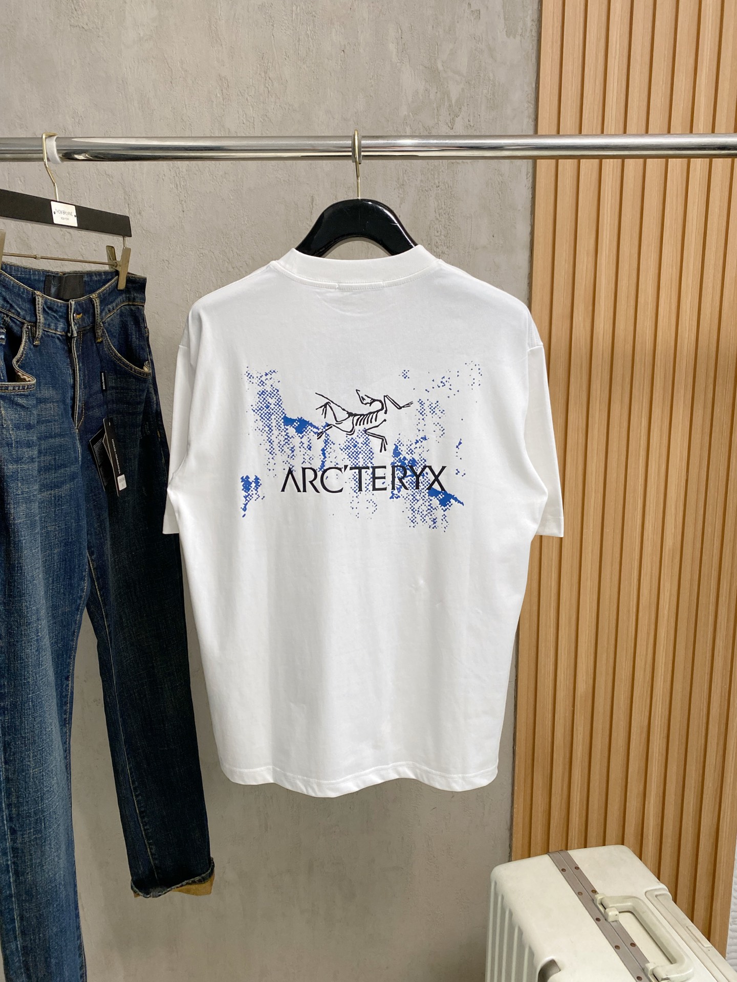 short sleeves