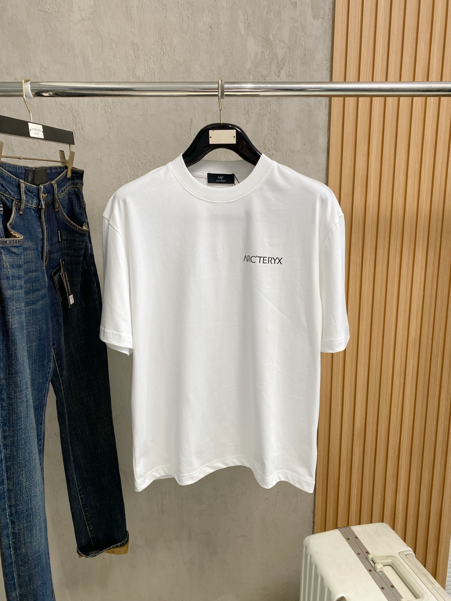 short sleeves