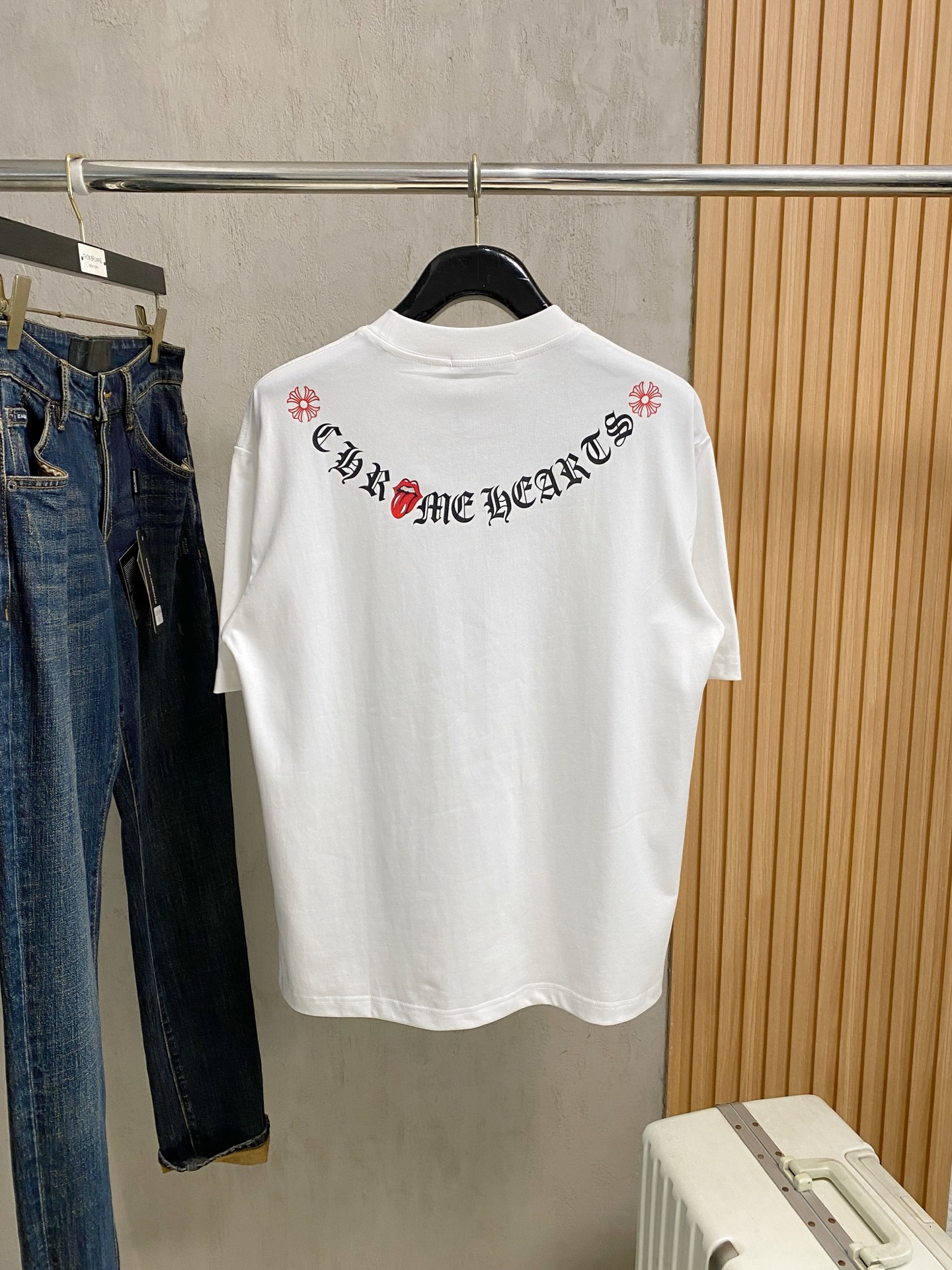 short sleeves