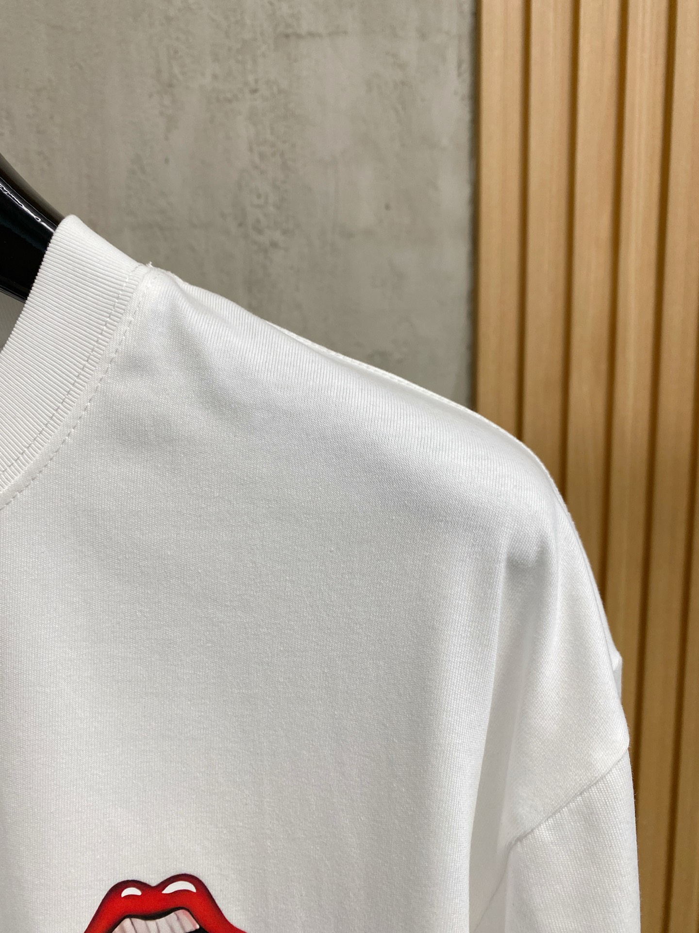 short sleeves
