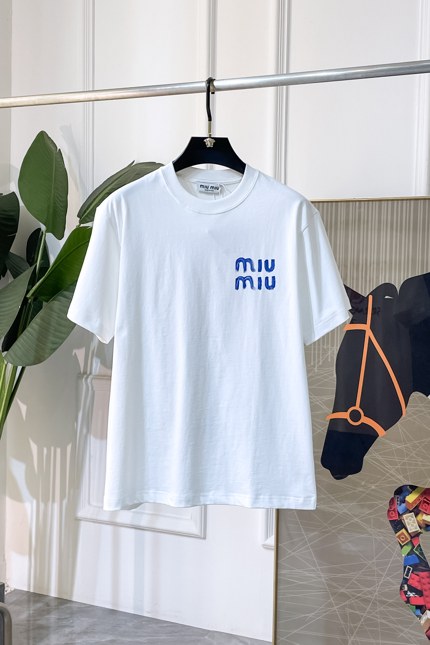 short sleeves