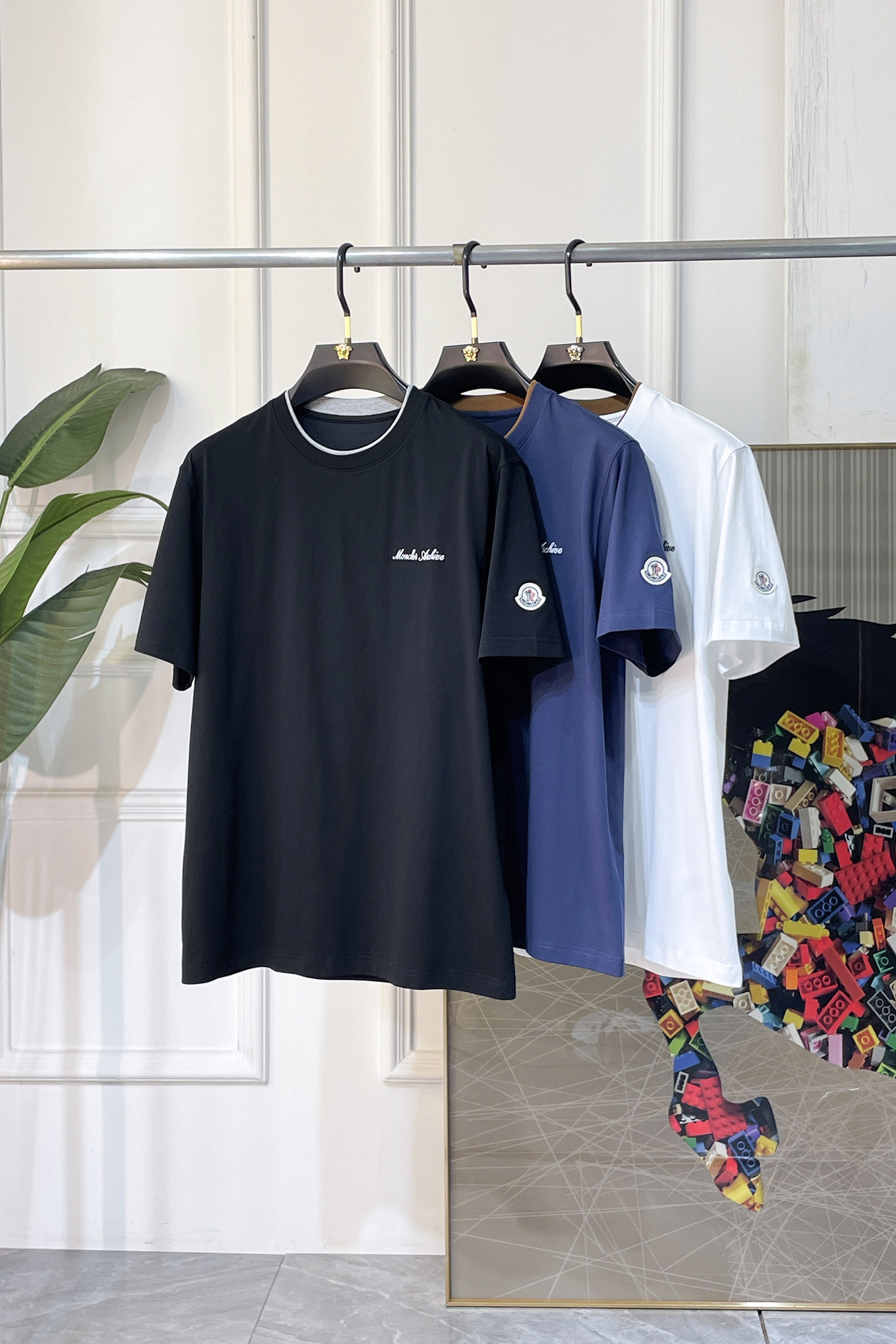 short sleeves
