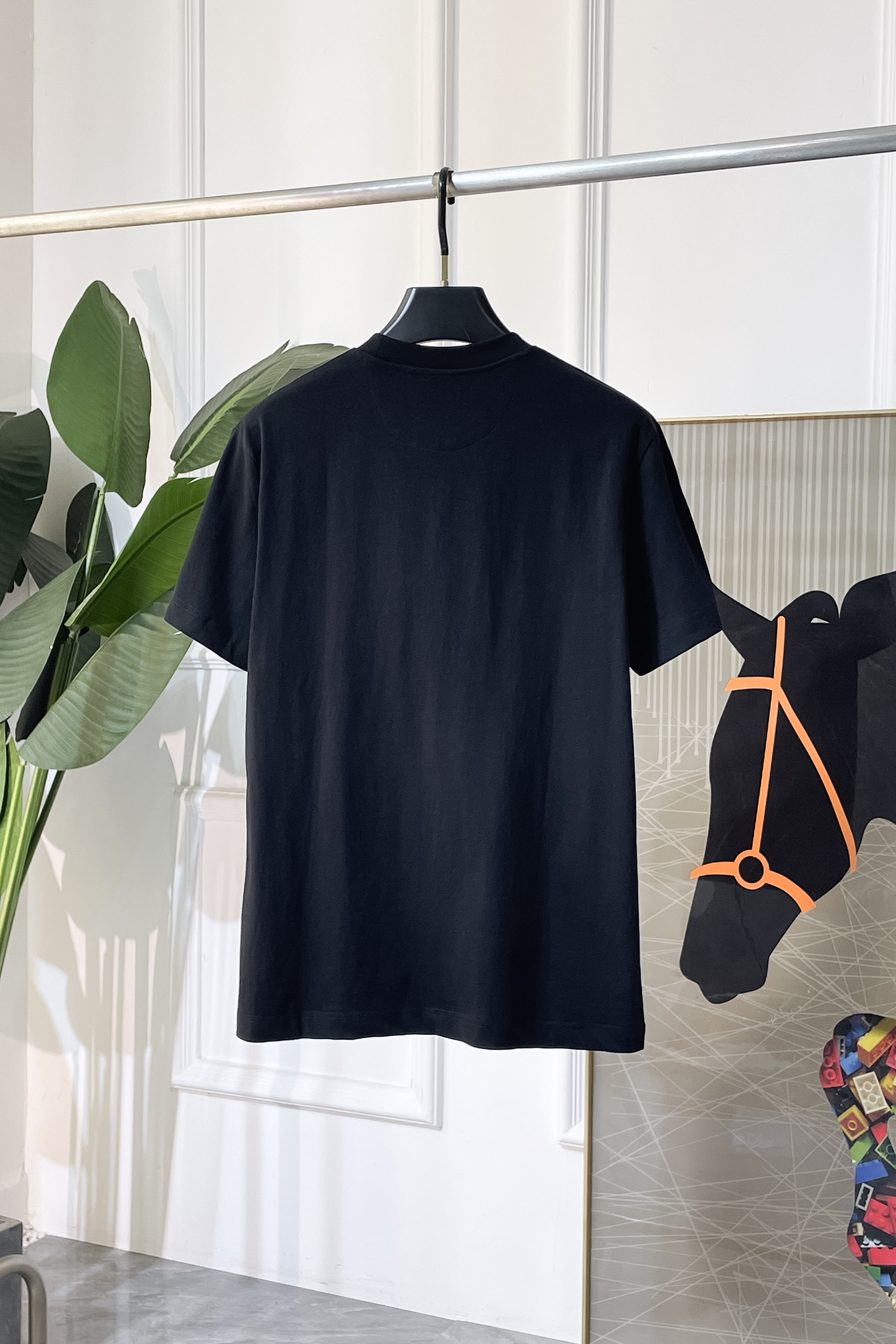 short sleeves
