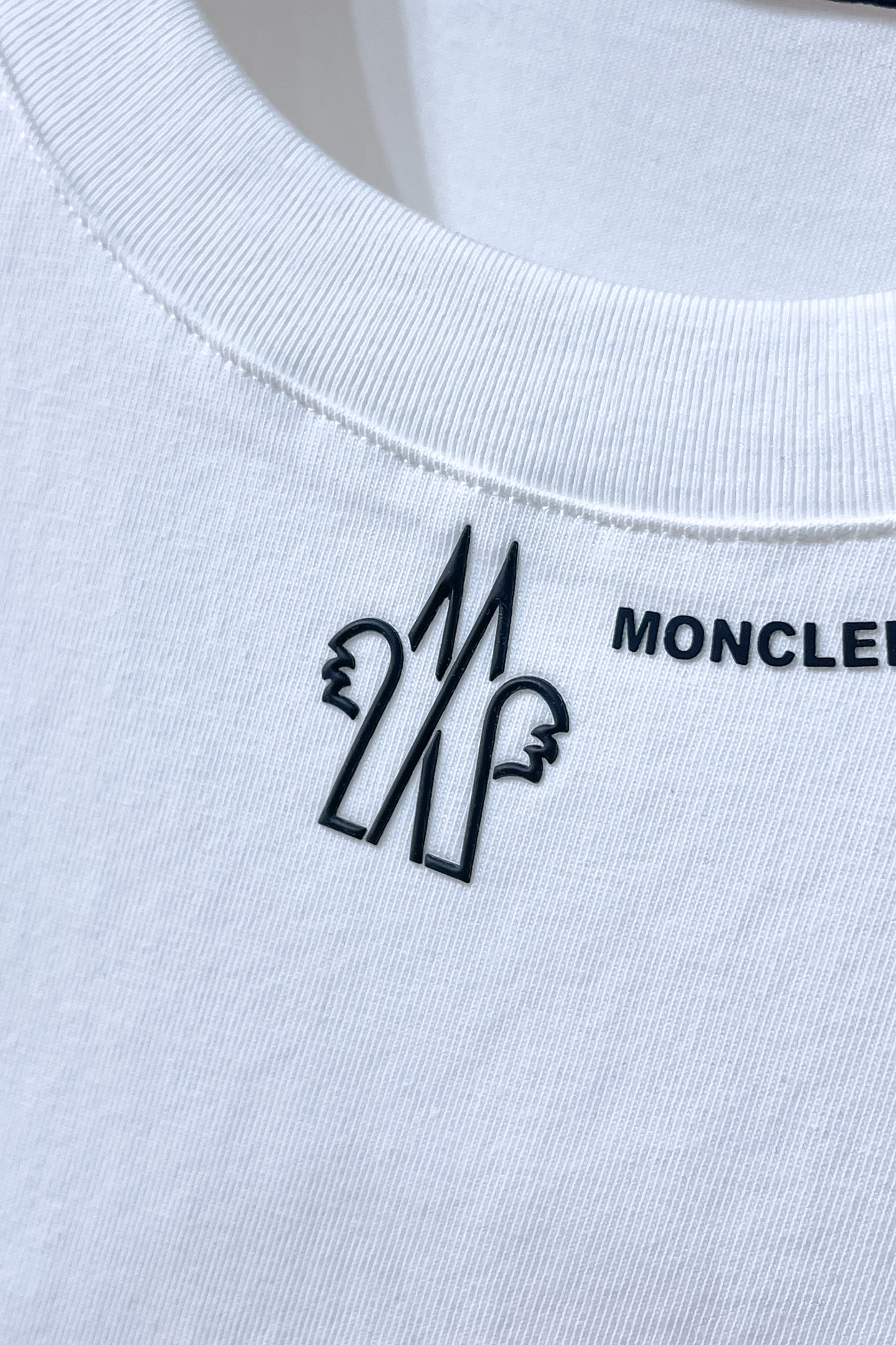 short sleeves