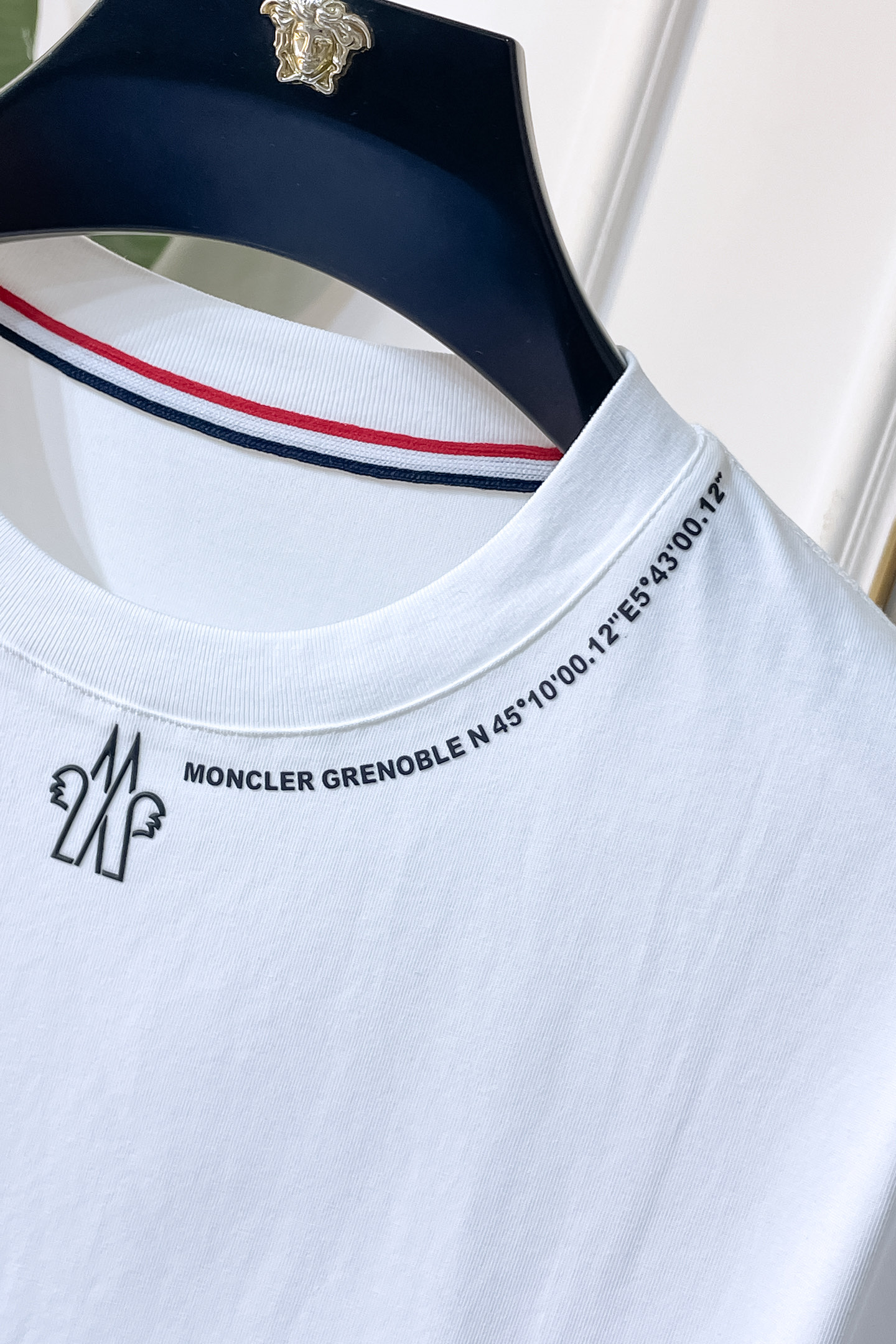 short sleeves