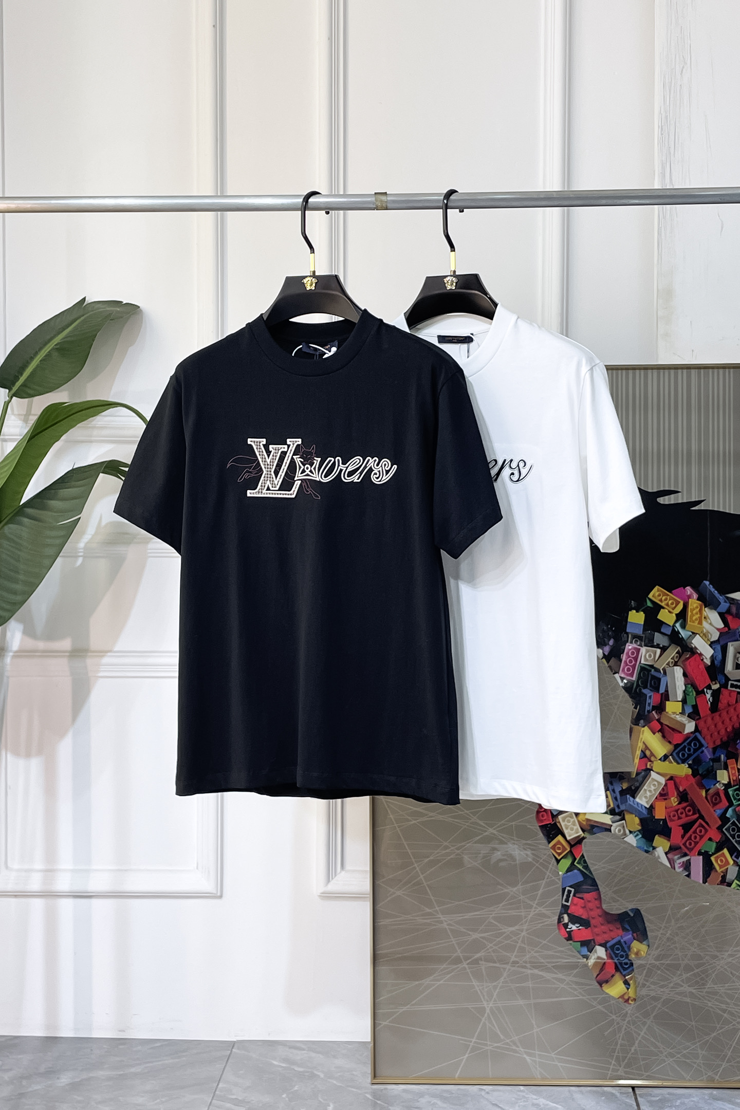 short sleeves