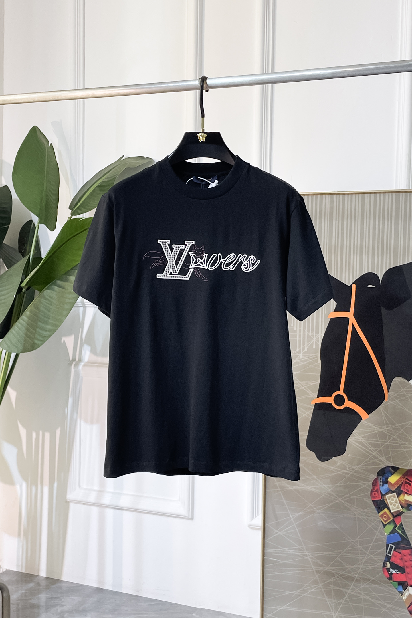 short sleeves