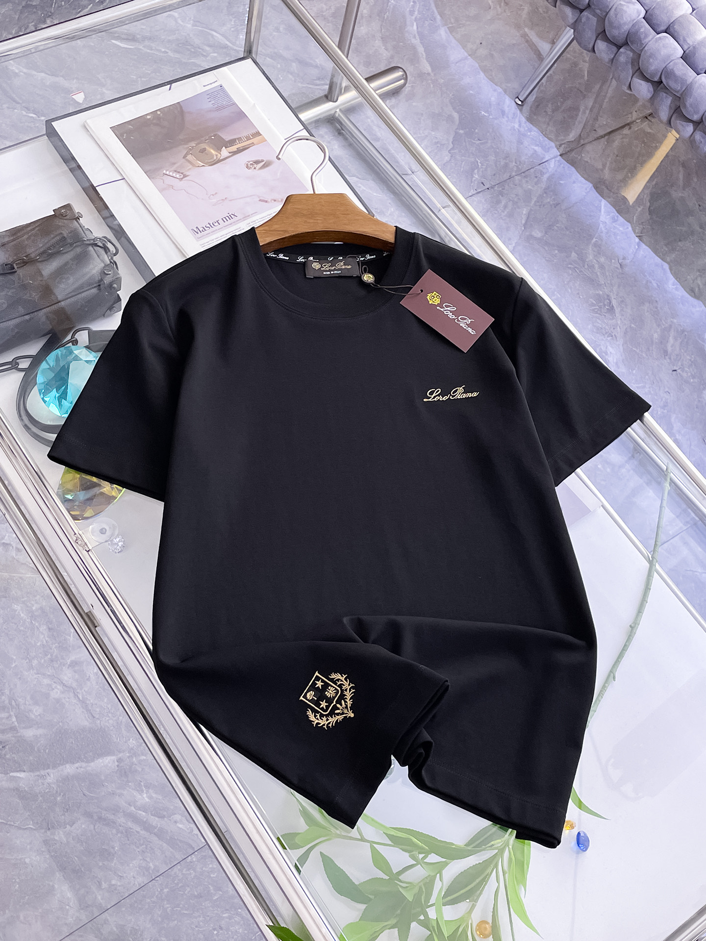 short sleeves
