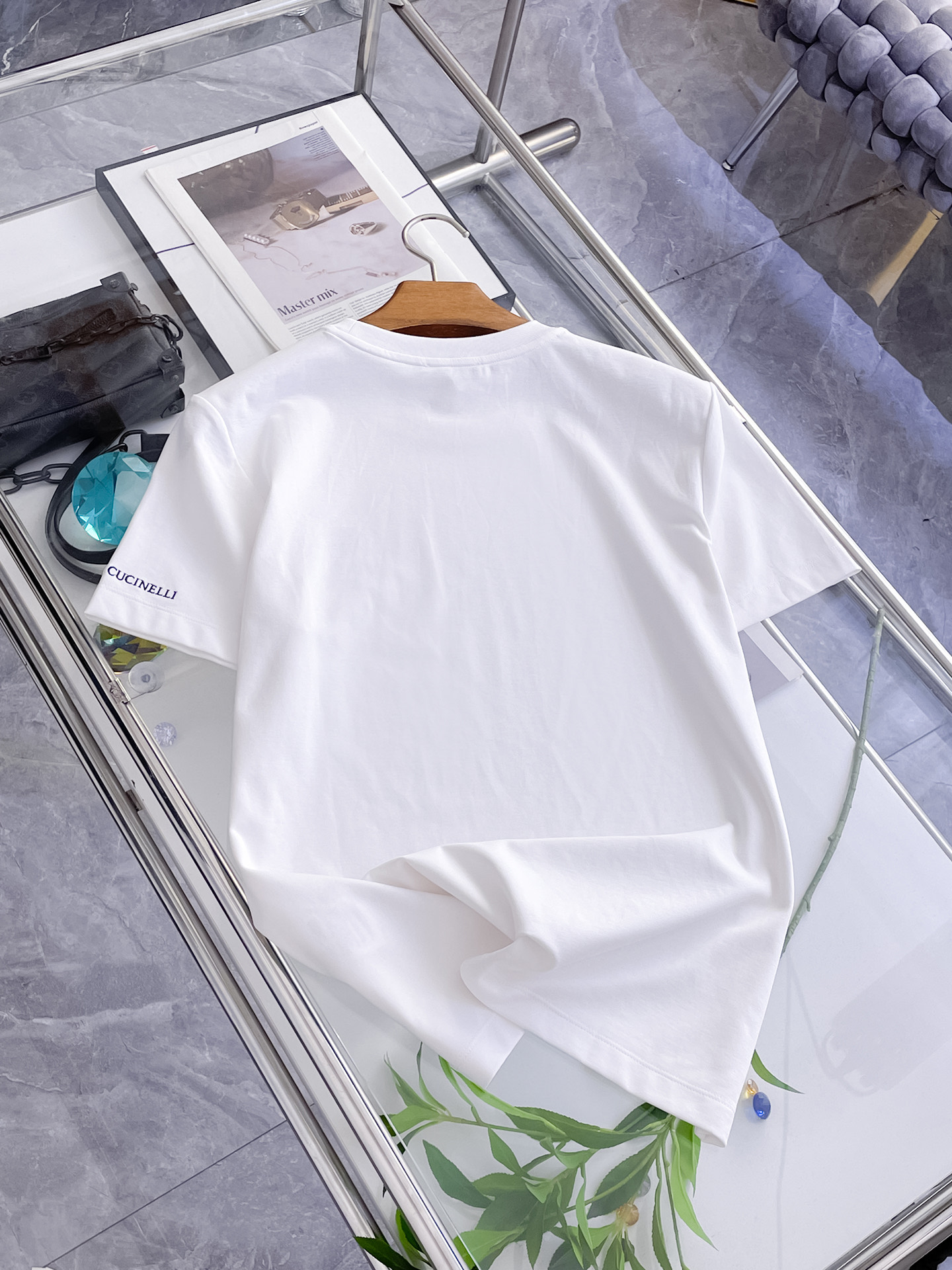 short sleeves