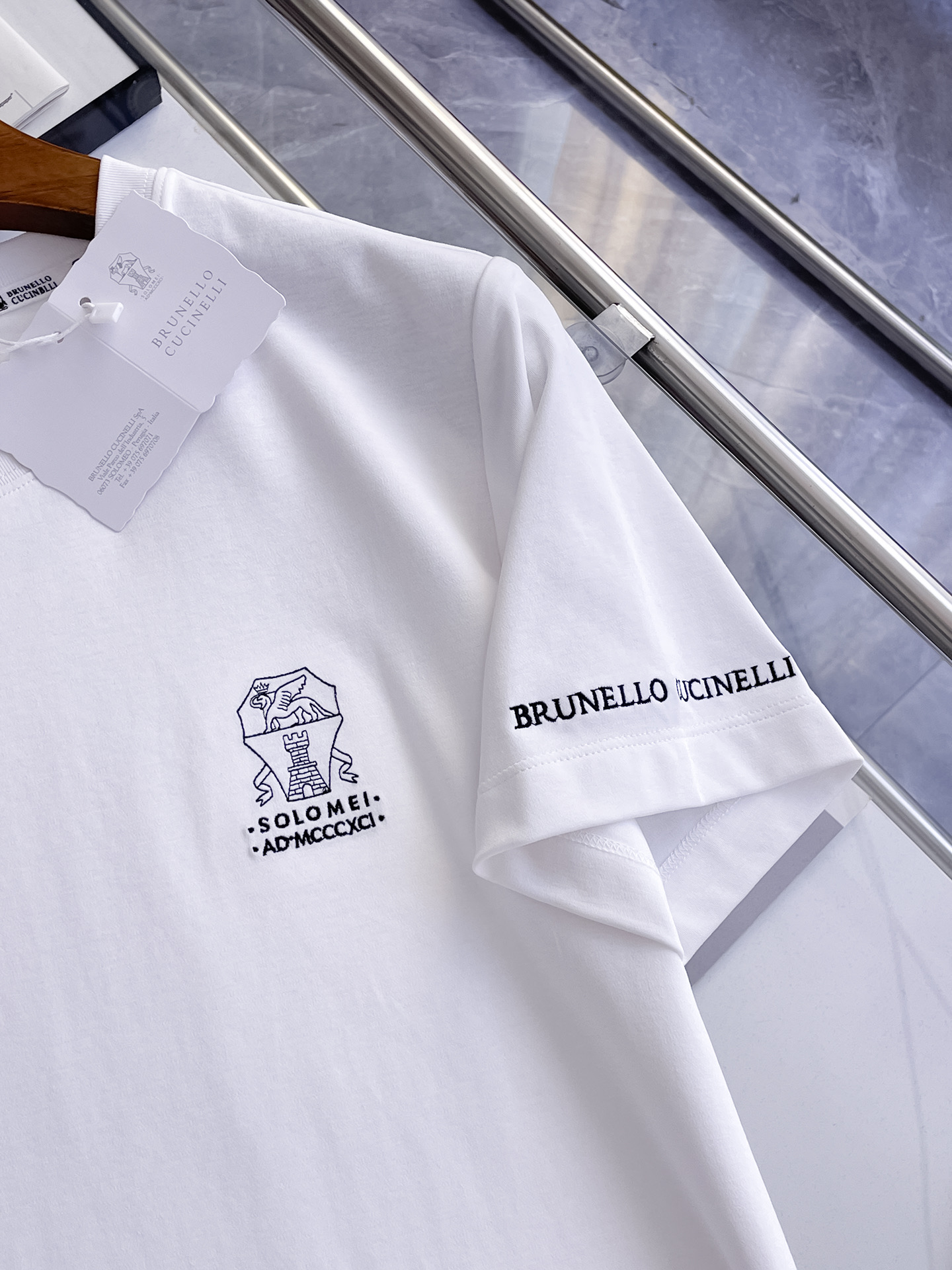 short sleeves