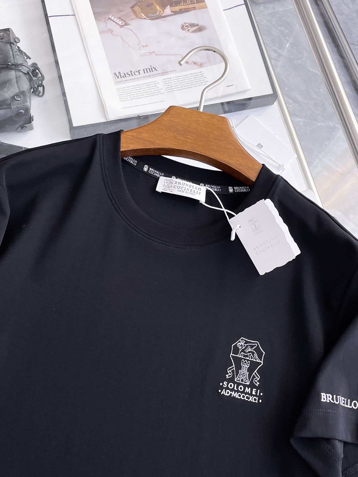 short sleeves