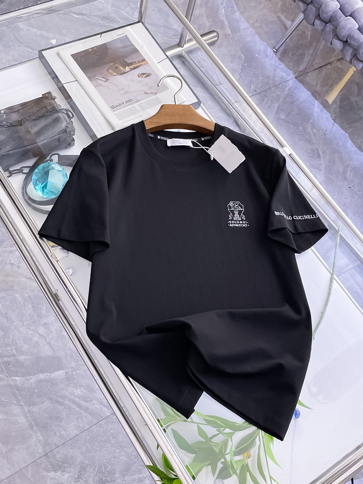 short sleeves