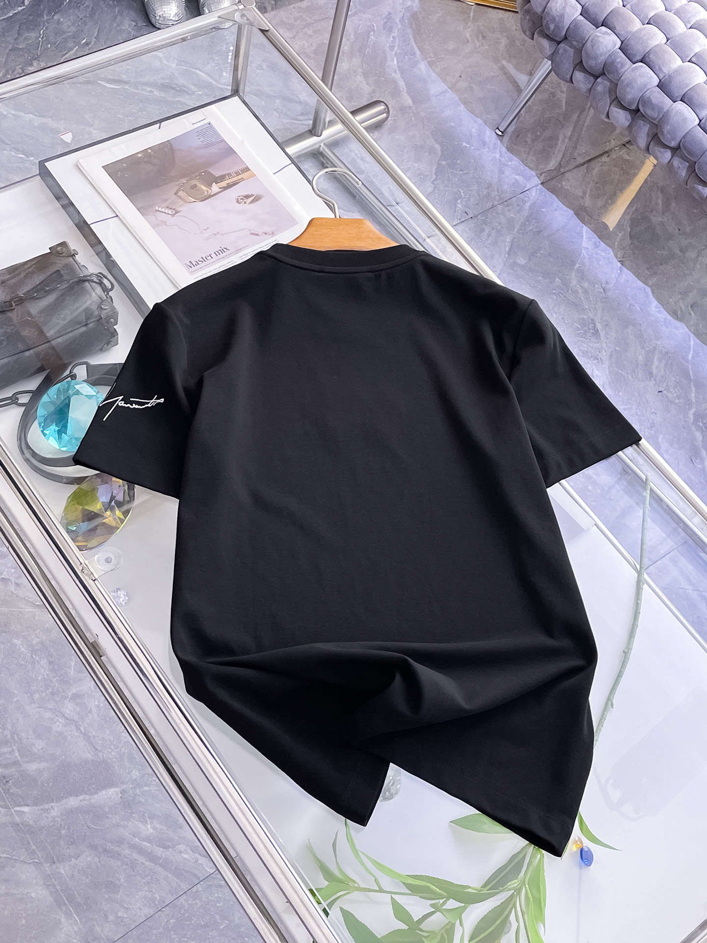 short sleeves