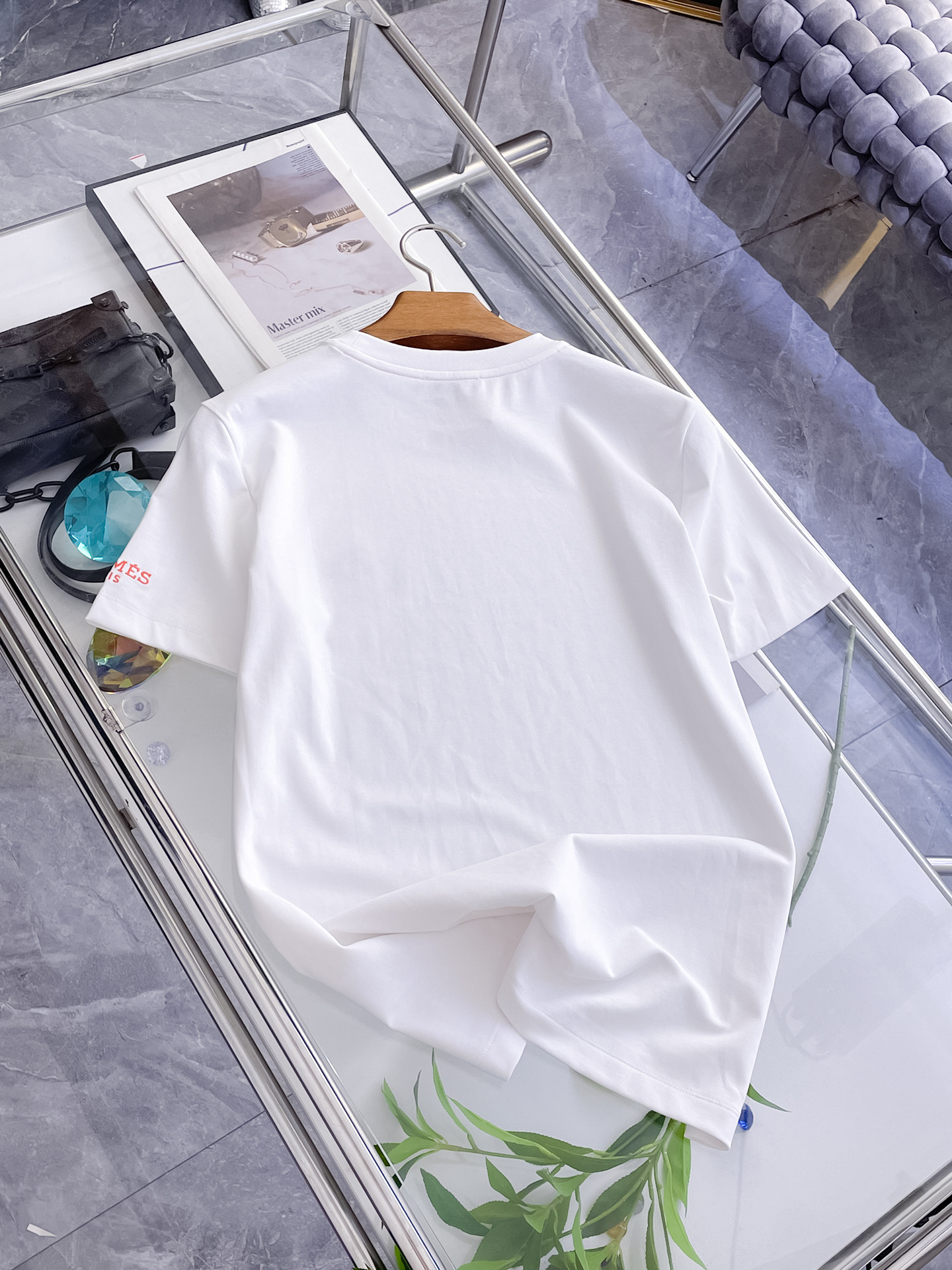 short sleeves