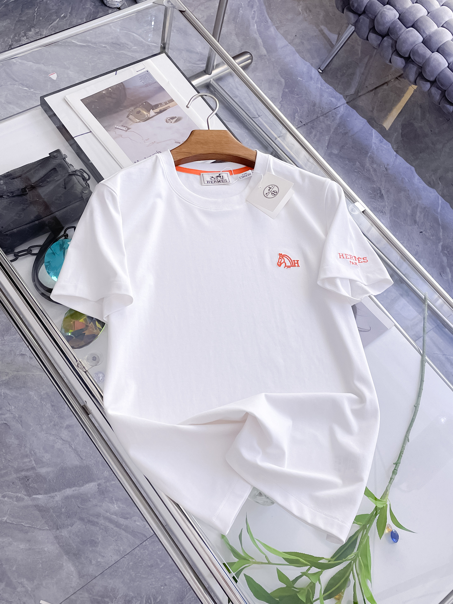 short sleeves