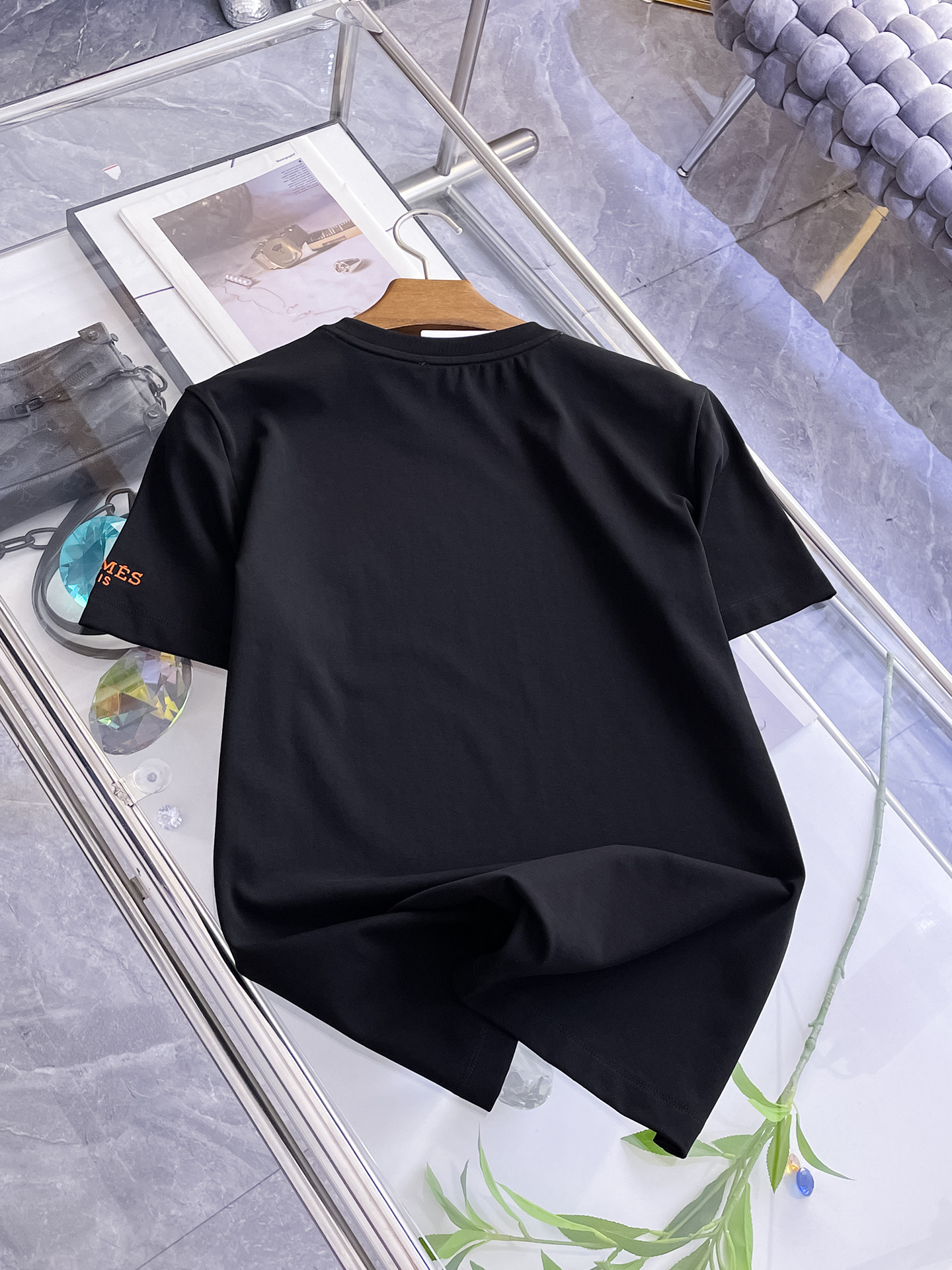 short sleeves