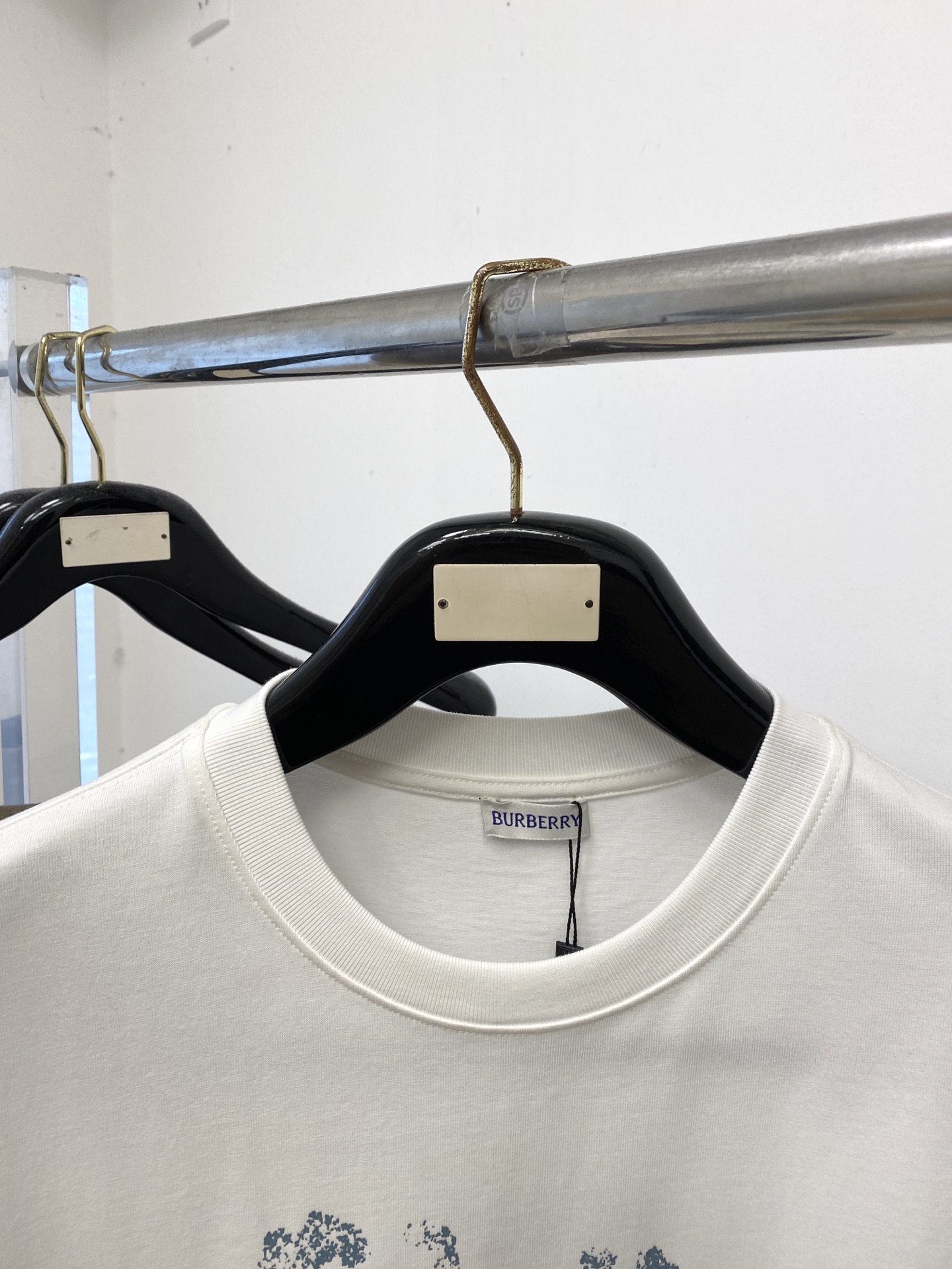 short sleeves