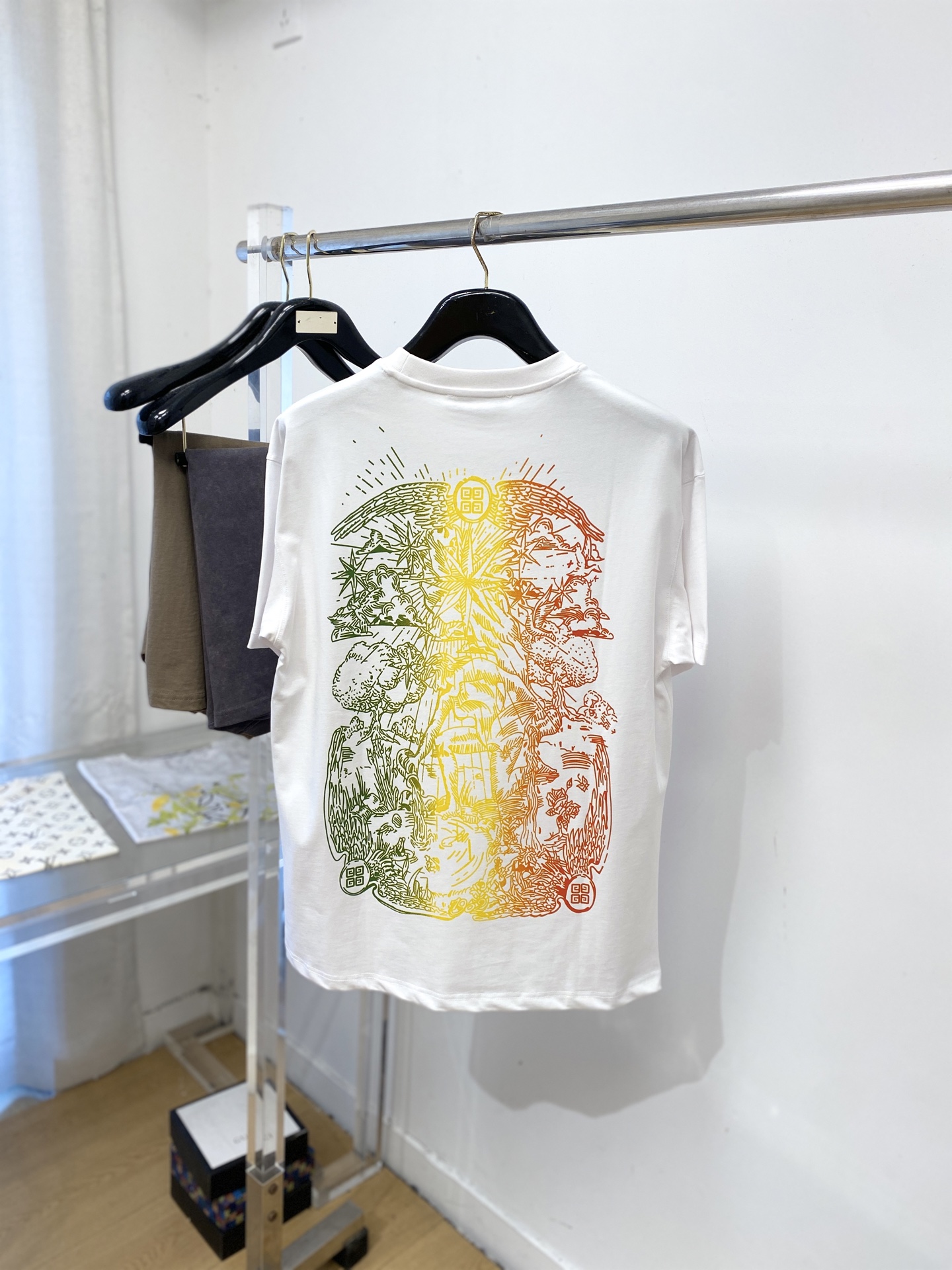 short sleeves