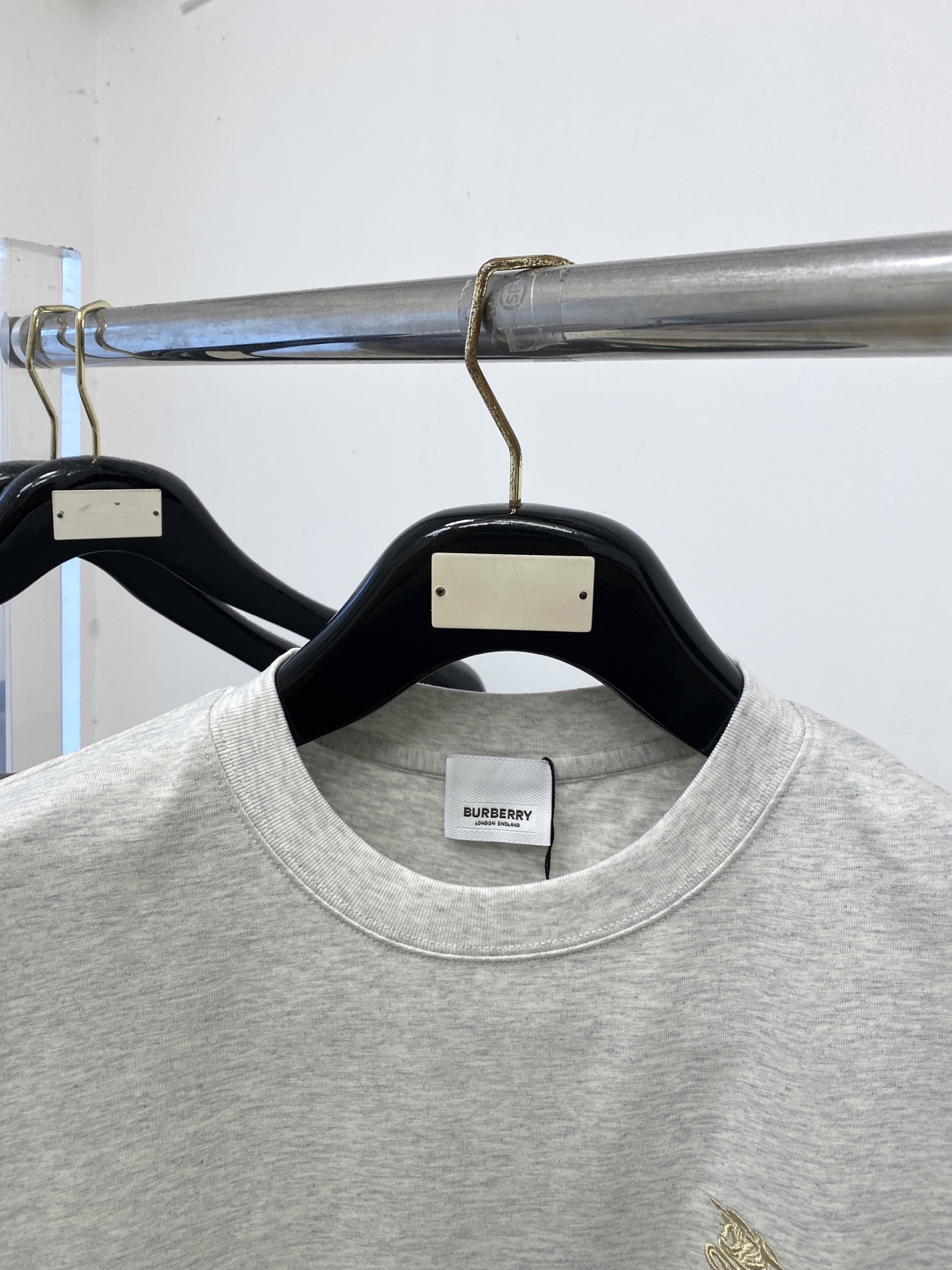 short sleeves