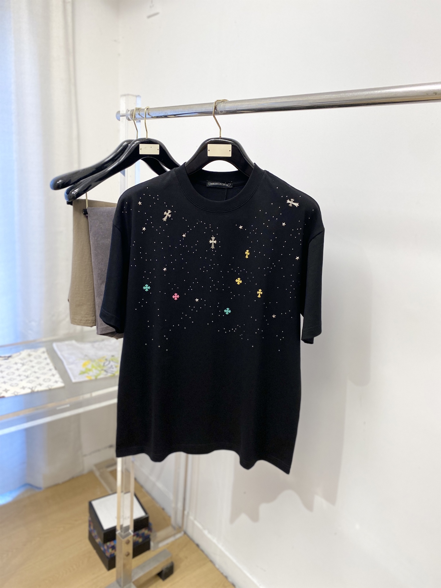 short sleeves