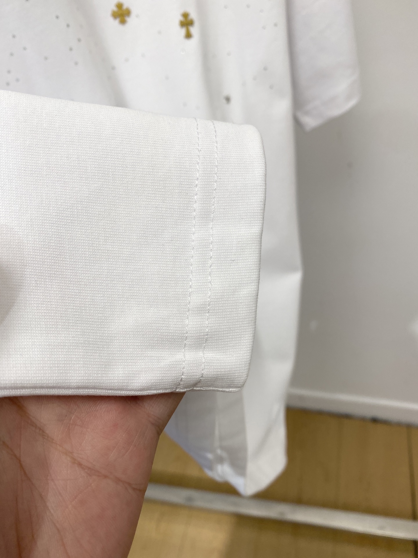 short sleeves