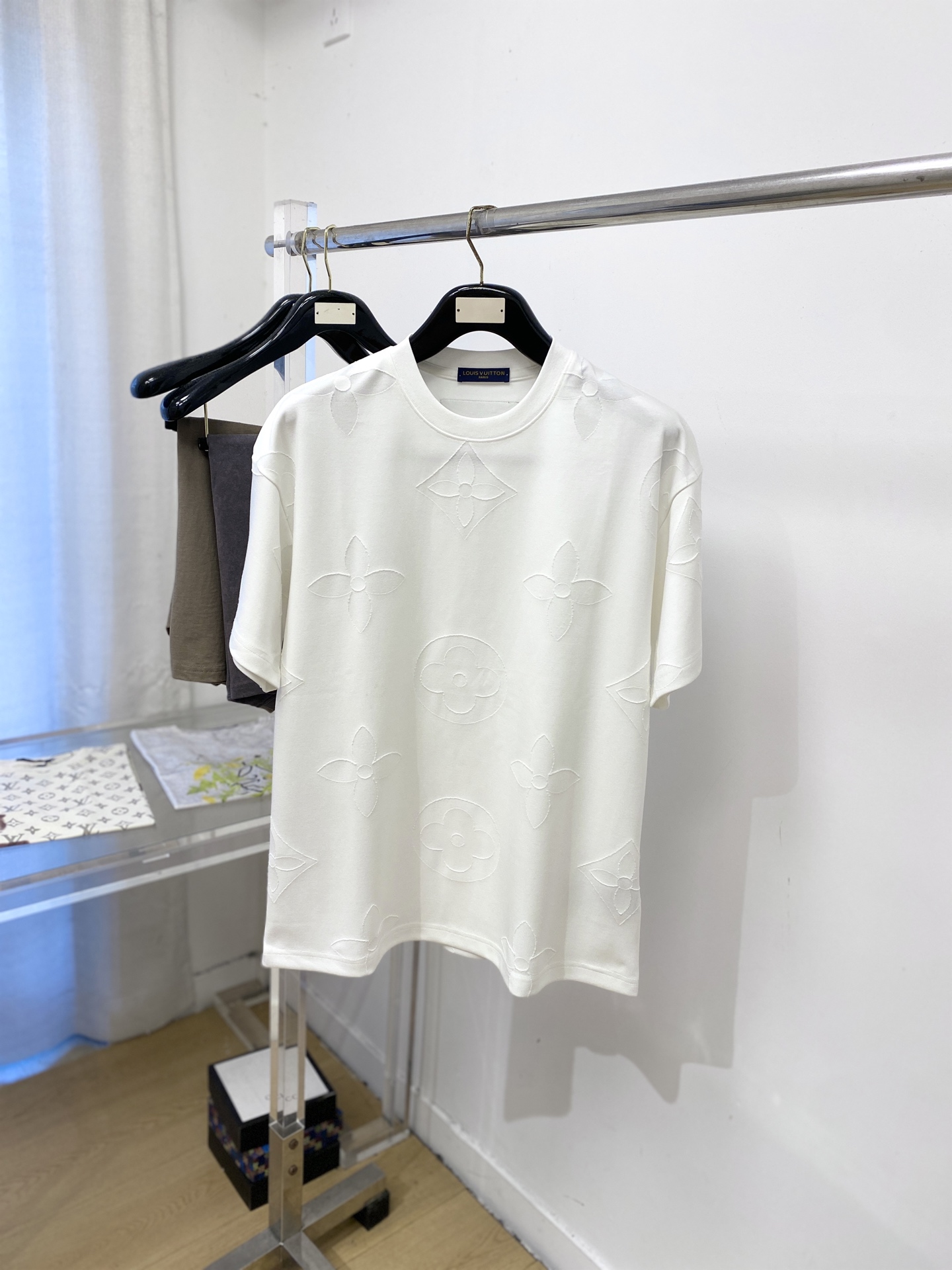 short sleeves