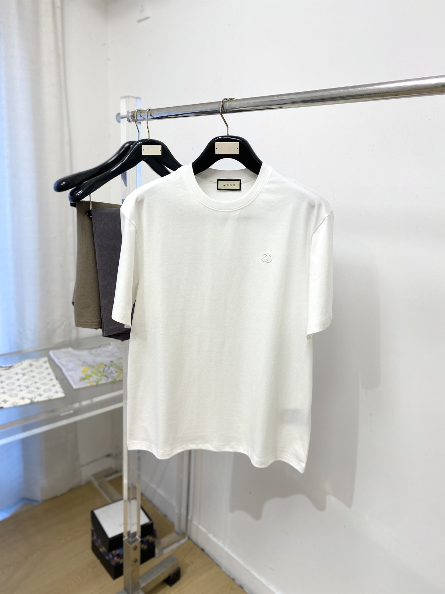 short sleeves