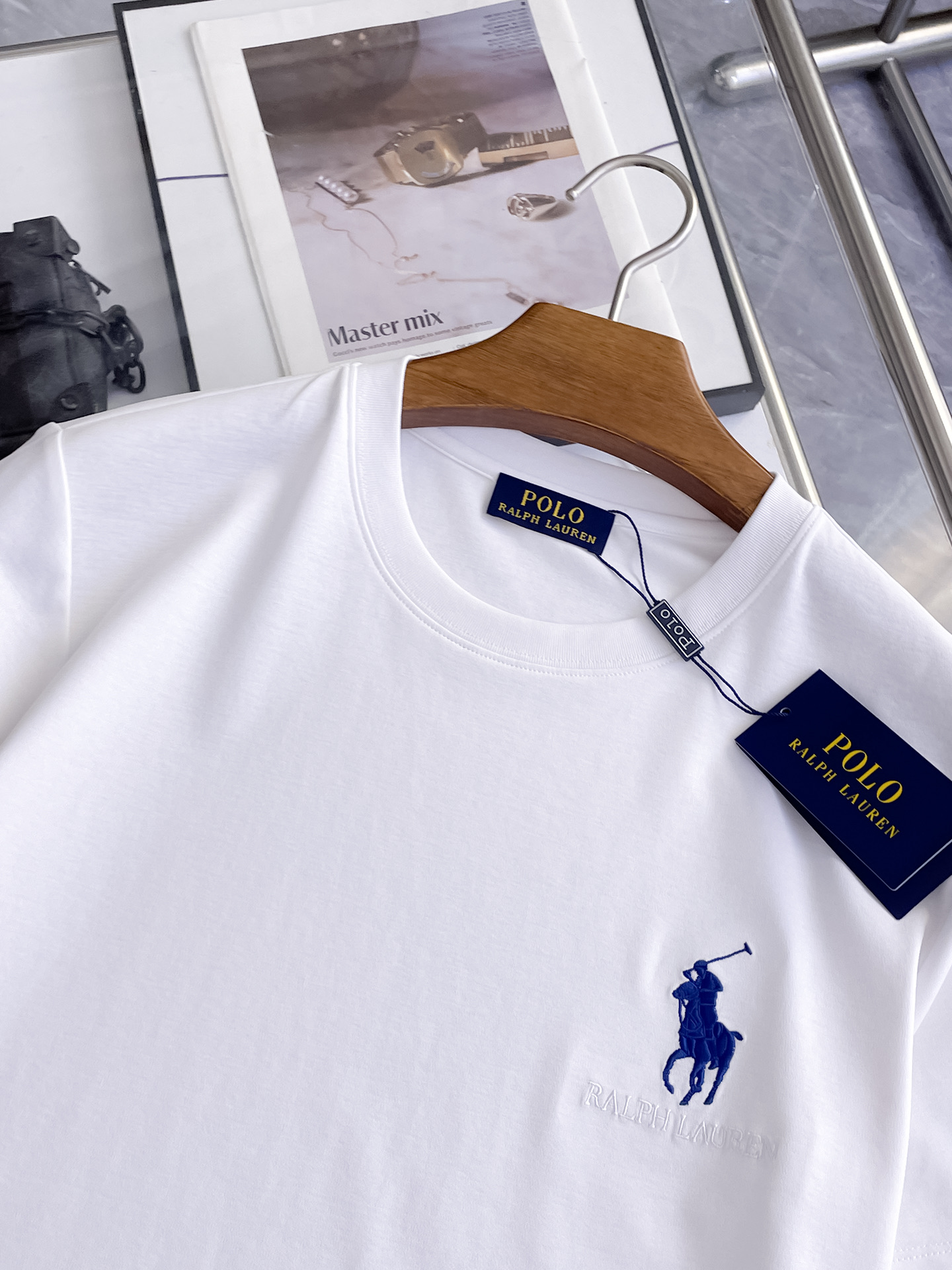short sleeves