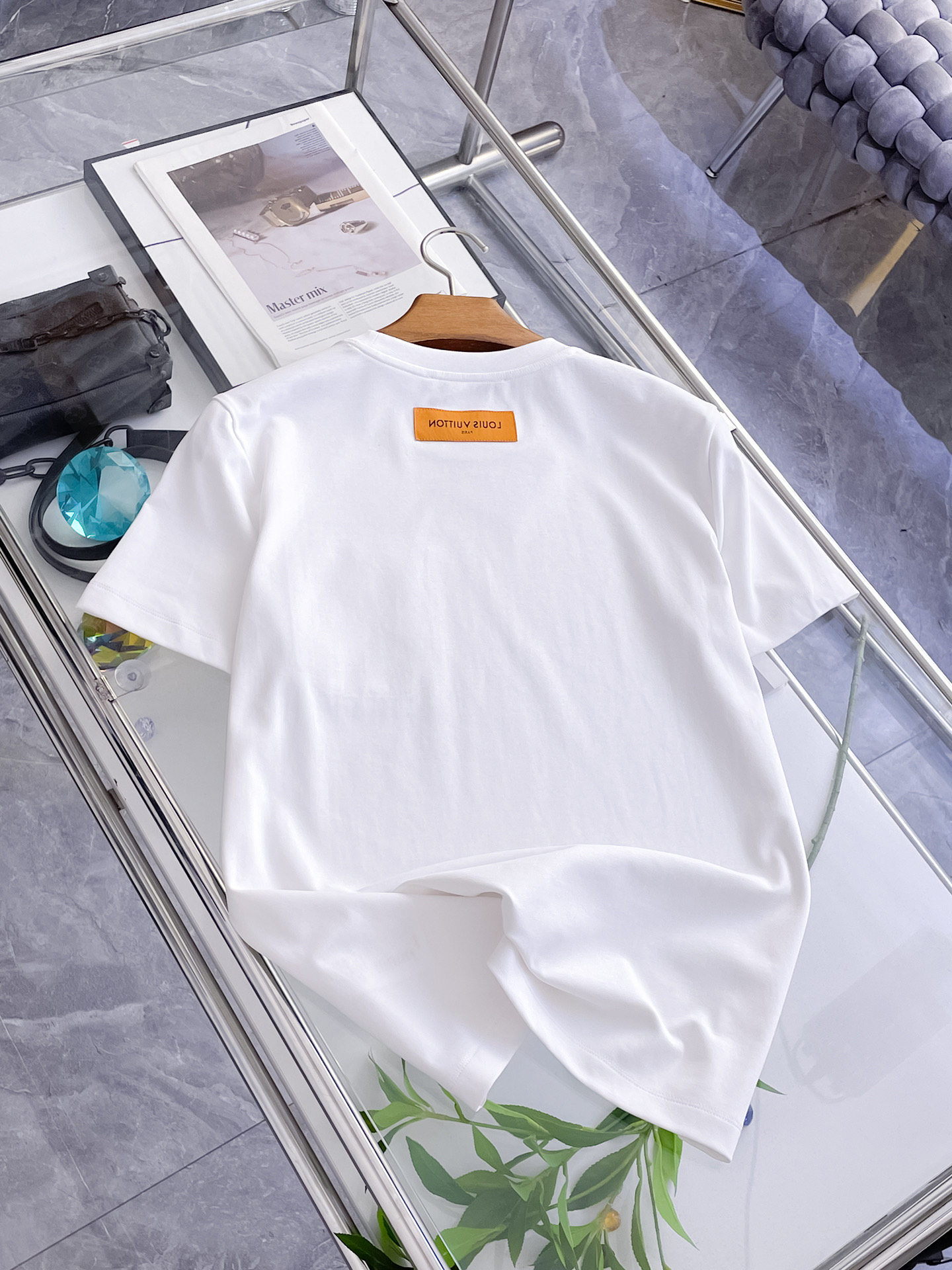 short sleeves