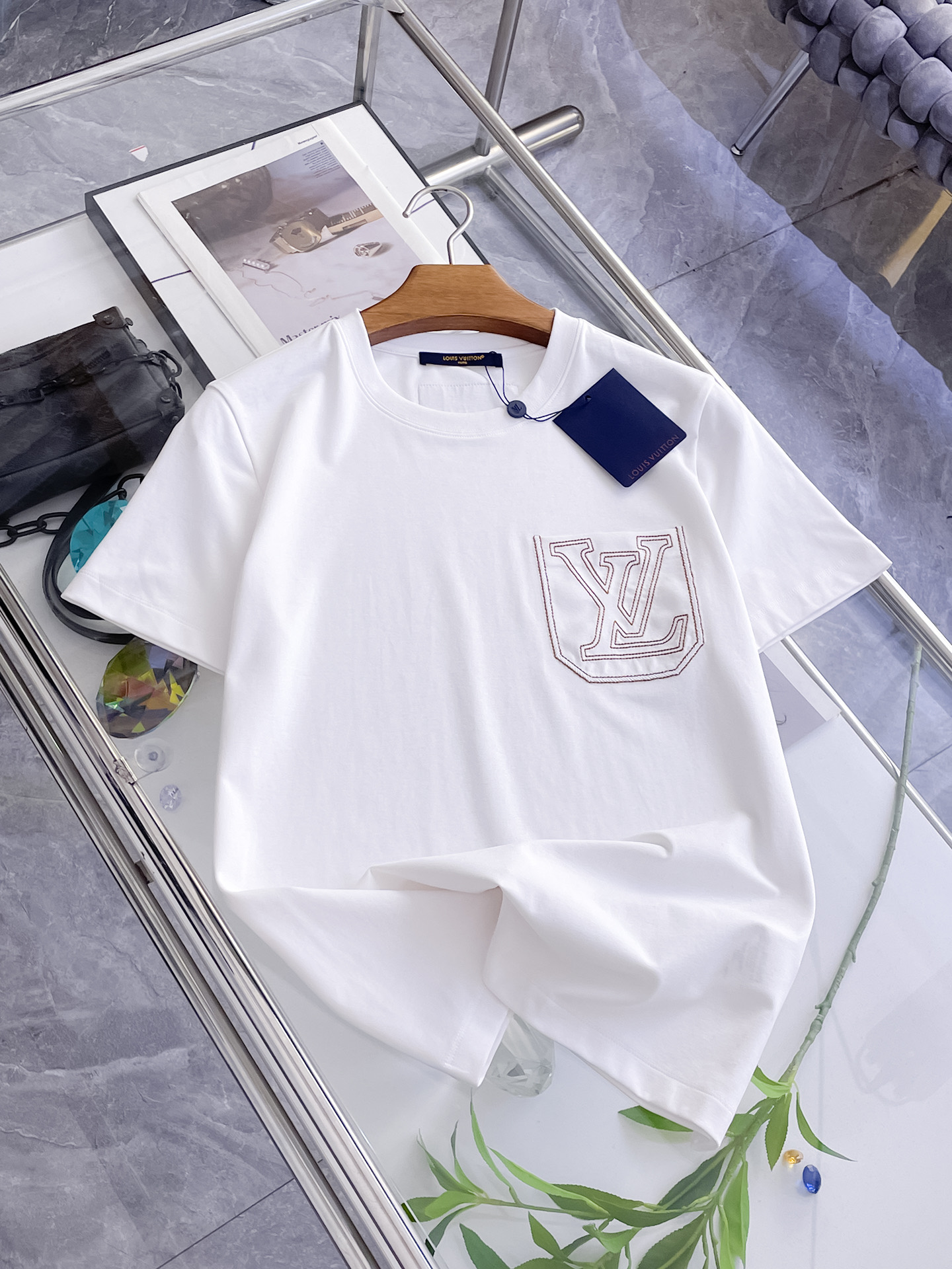short sleeves