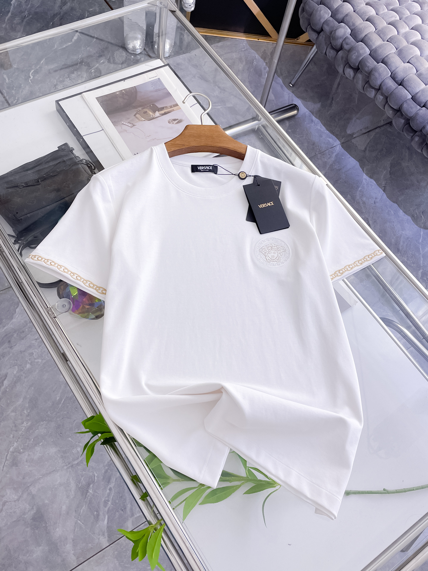 short sleeves