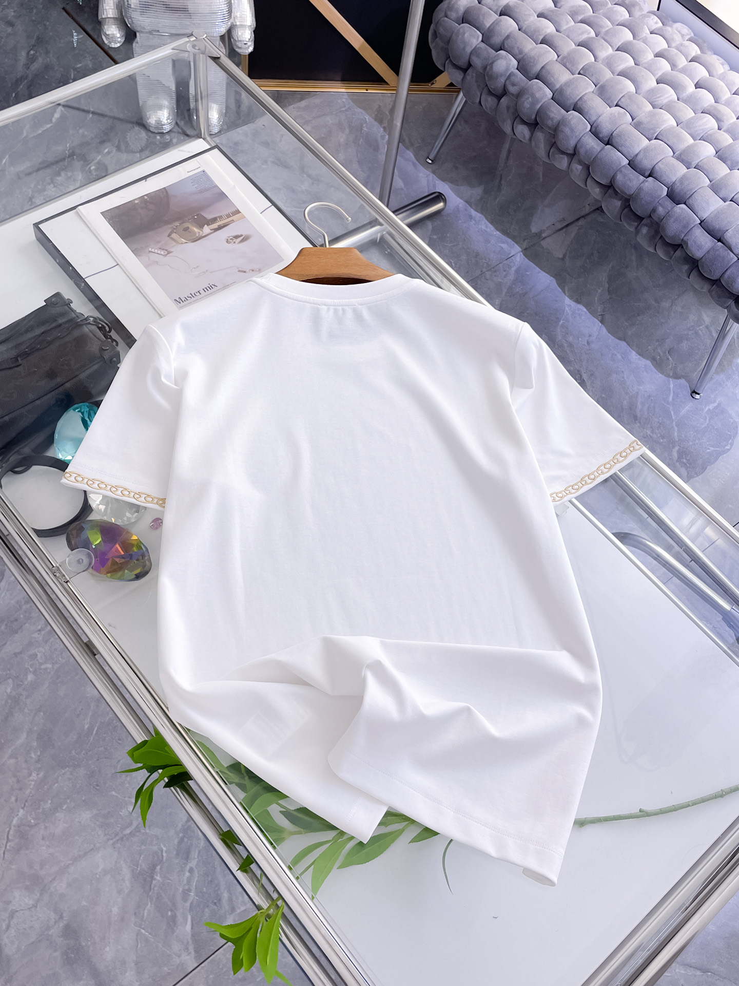 short sleeves