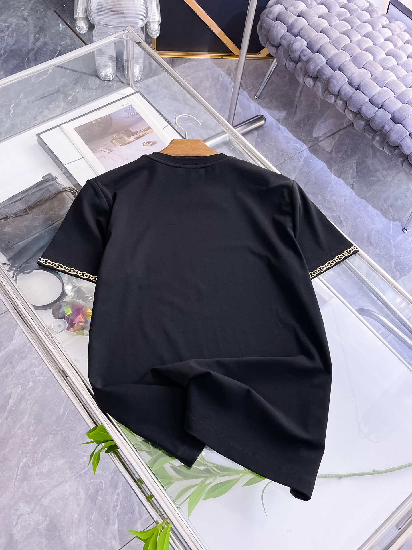 short sleeves