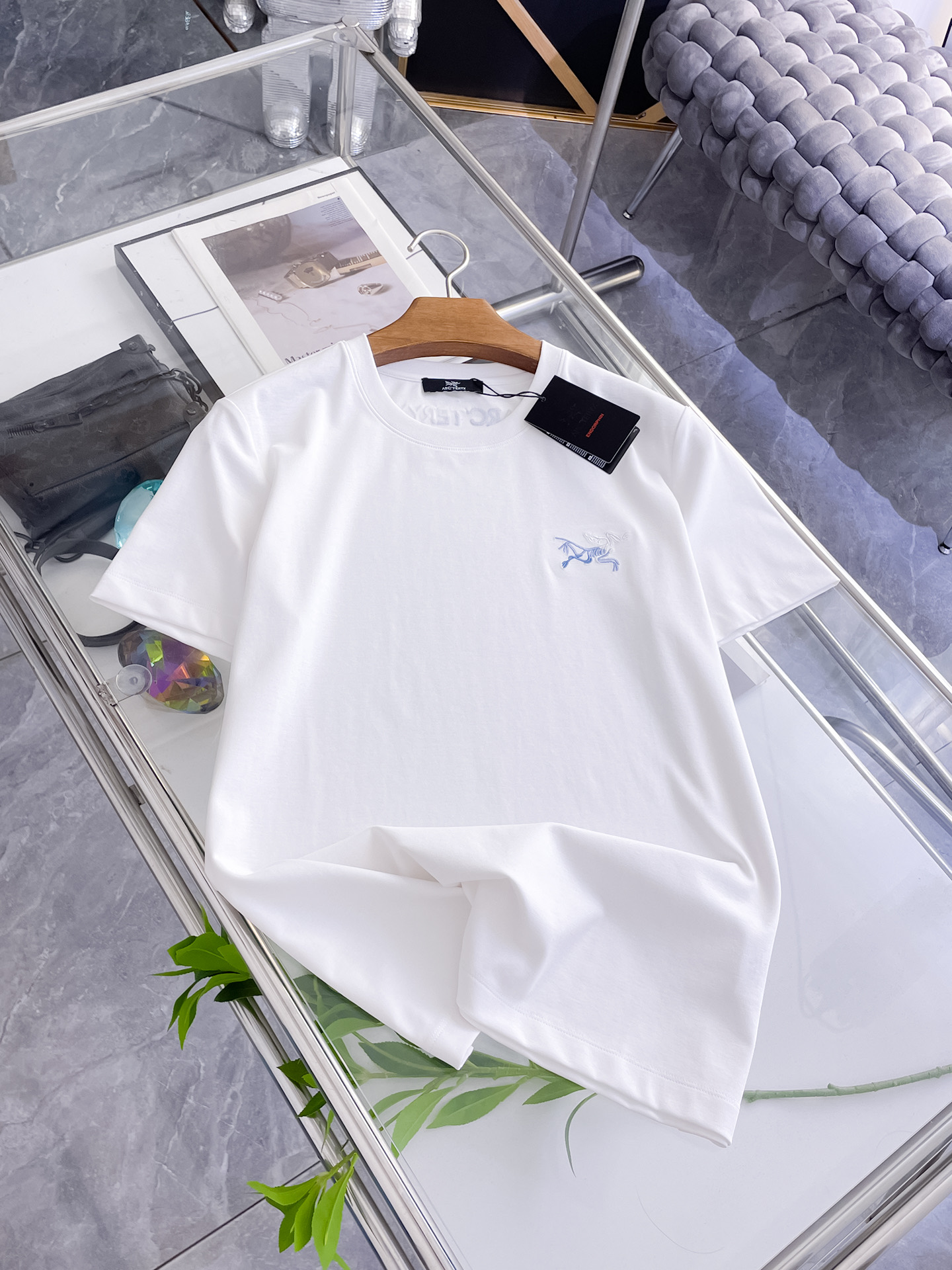 short sleeves