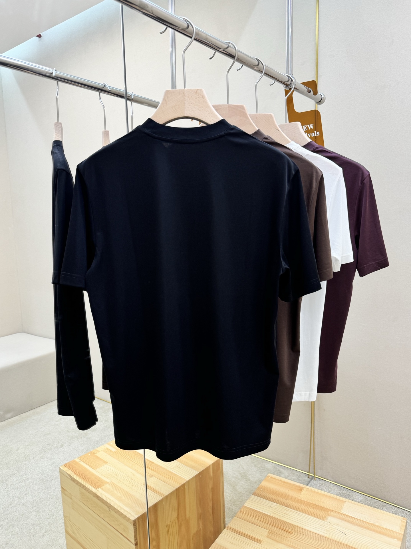 short sleeves