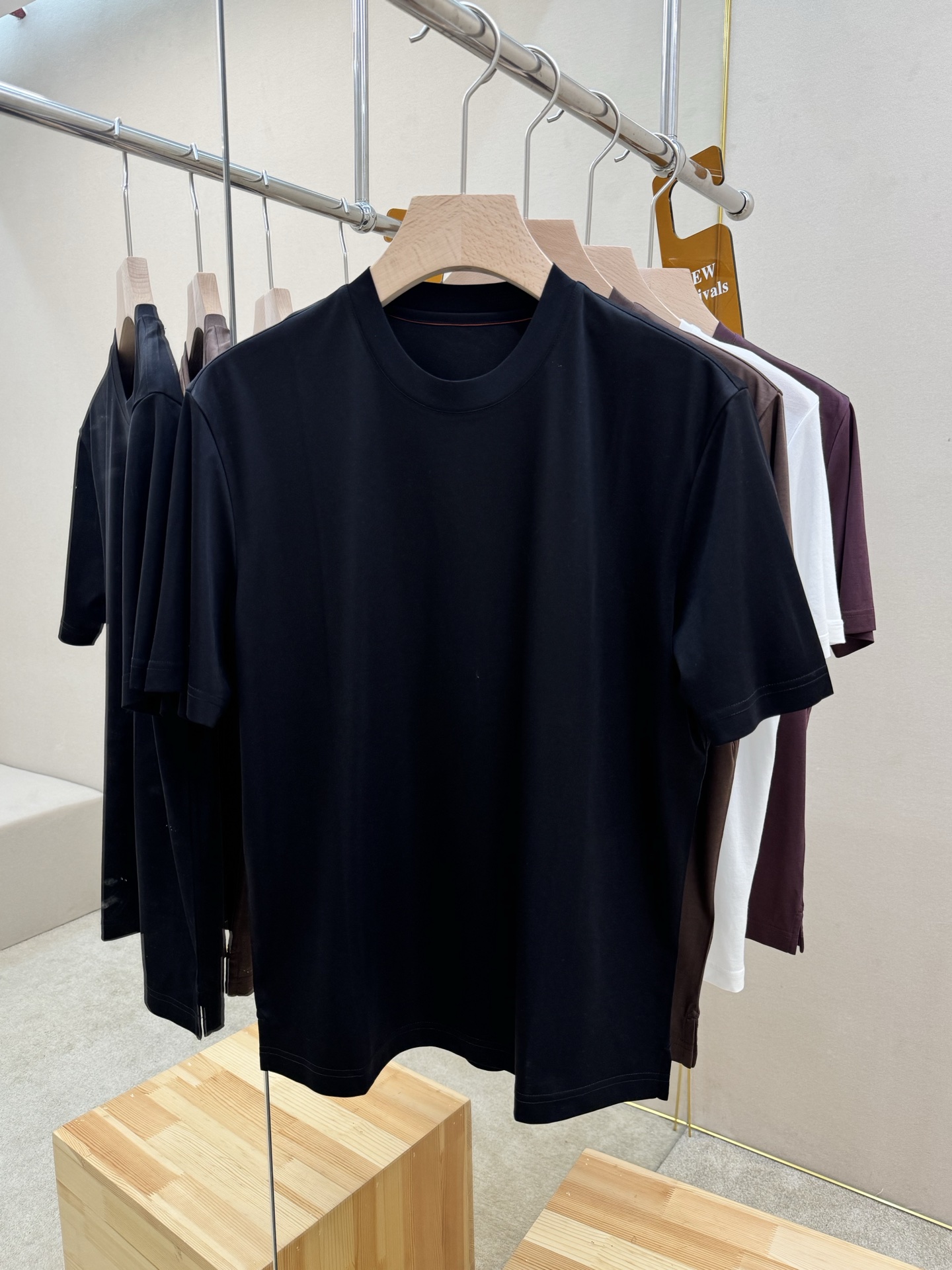 short sleeves