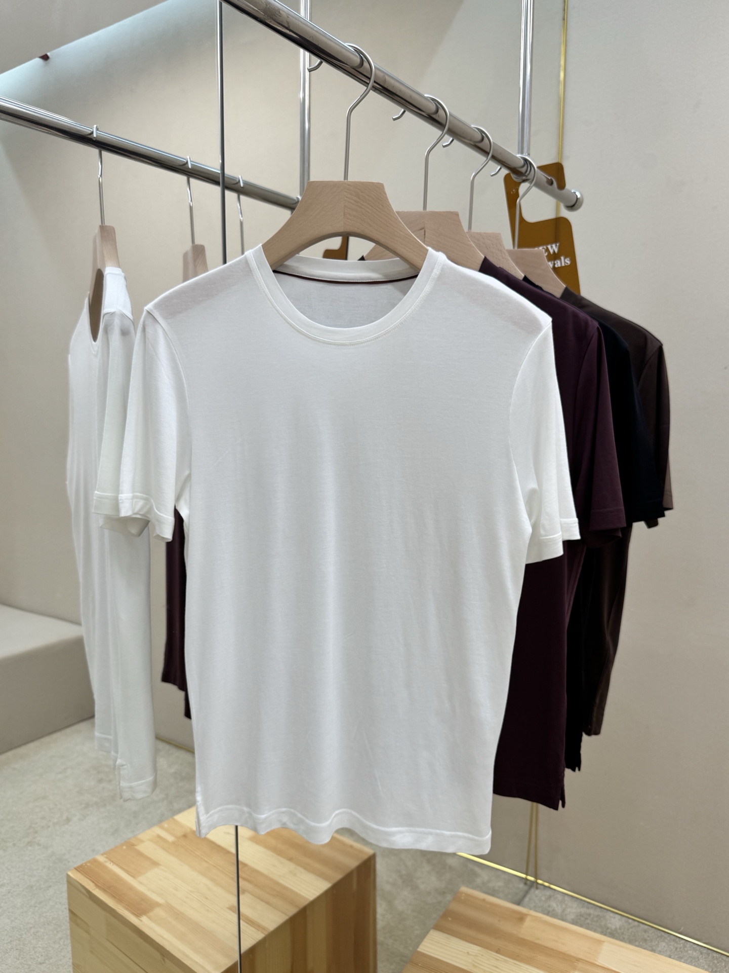 short sleeves
