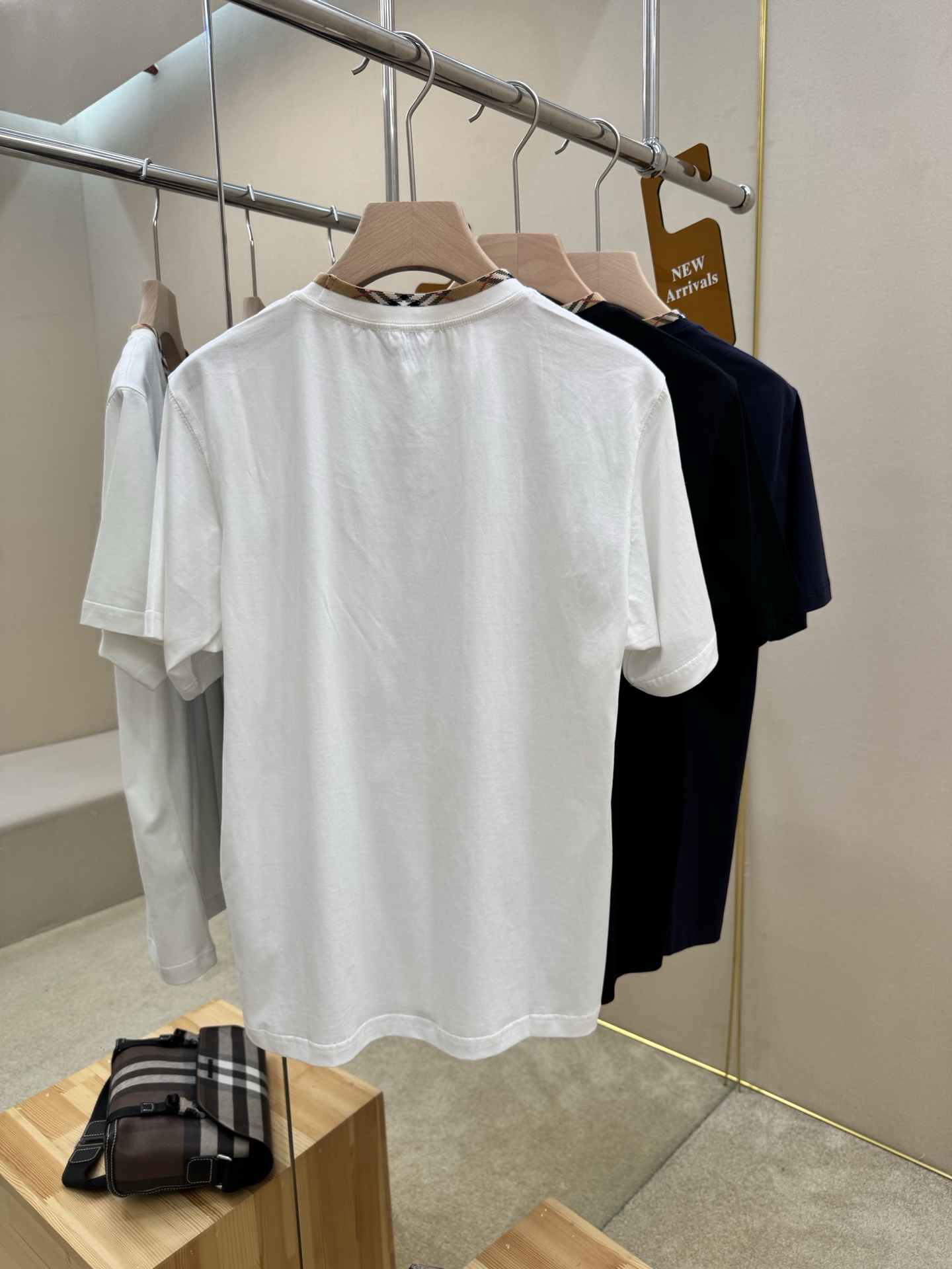 short sleeves