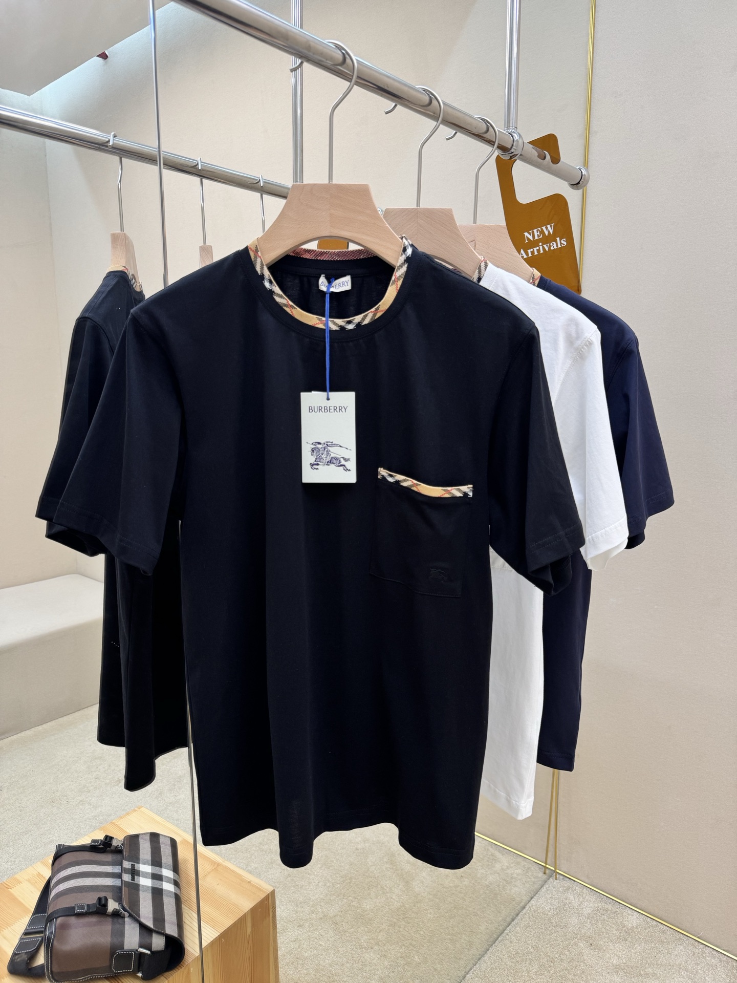 short sleeves