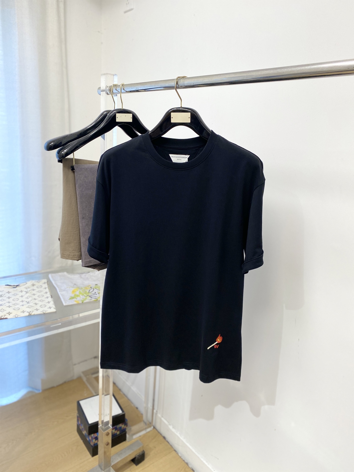 short sleeves