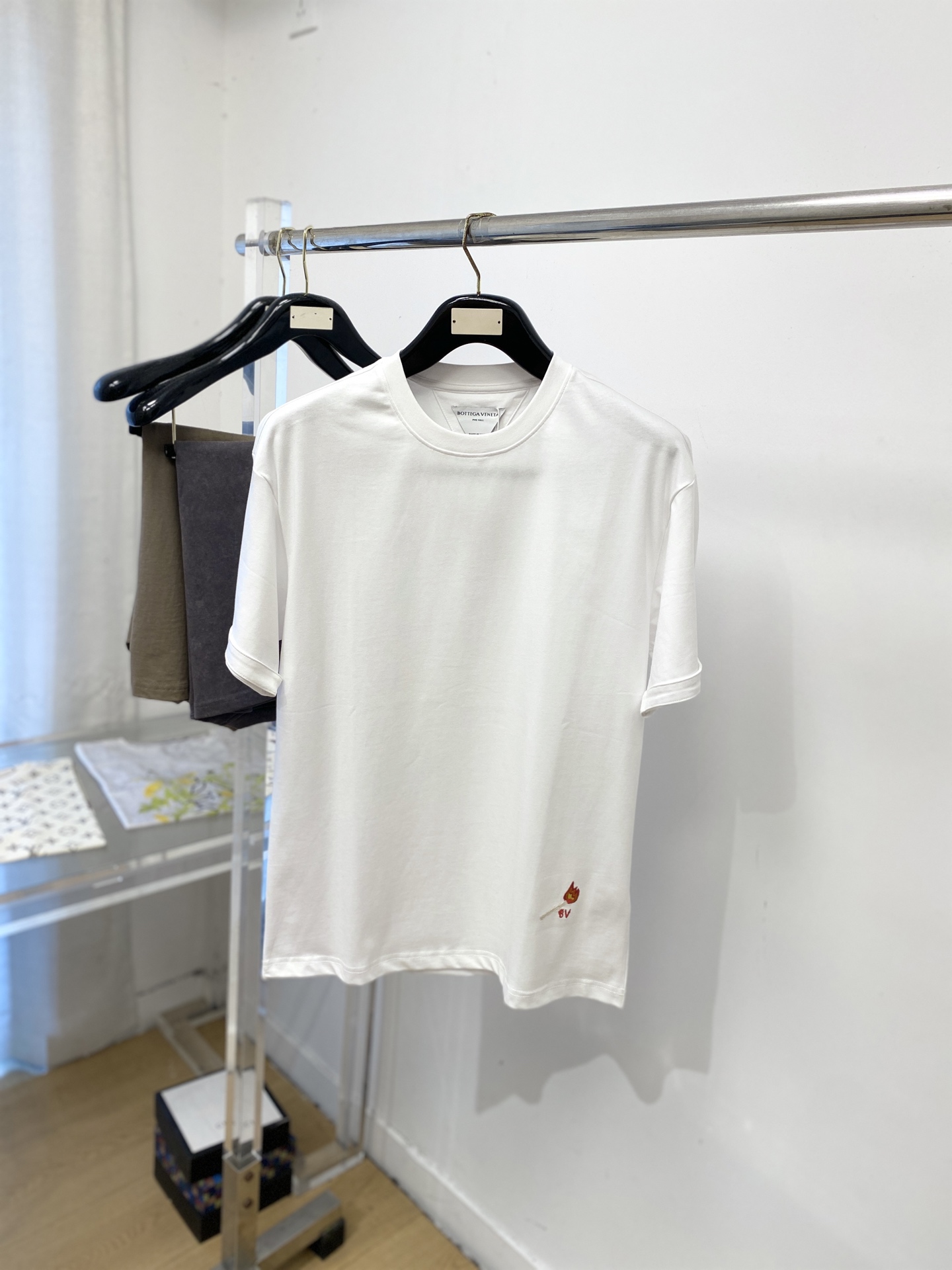short sleeves