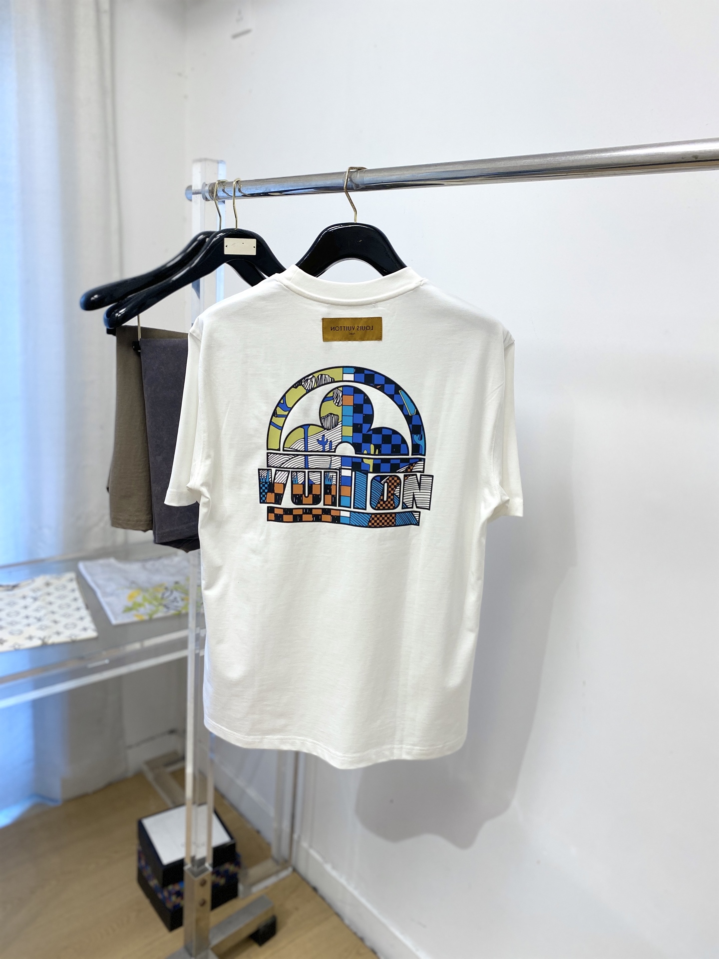 short sleeves