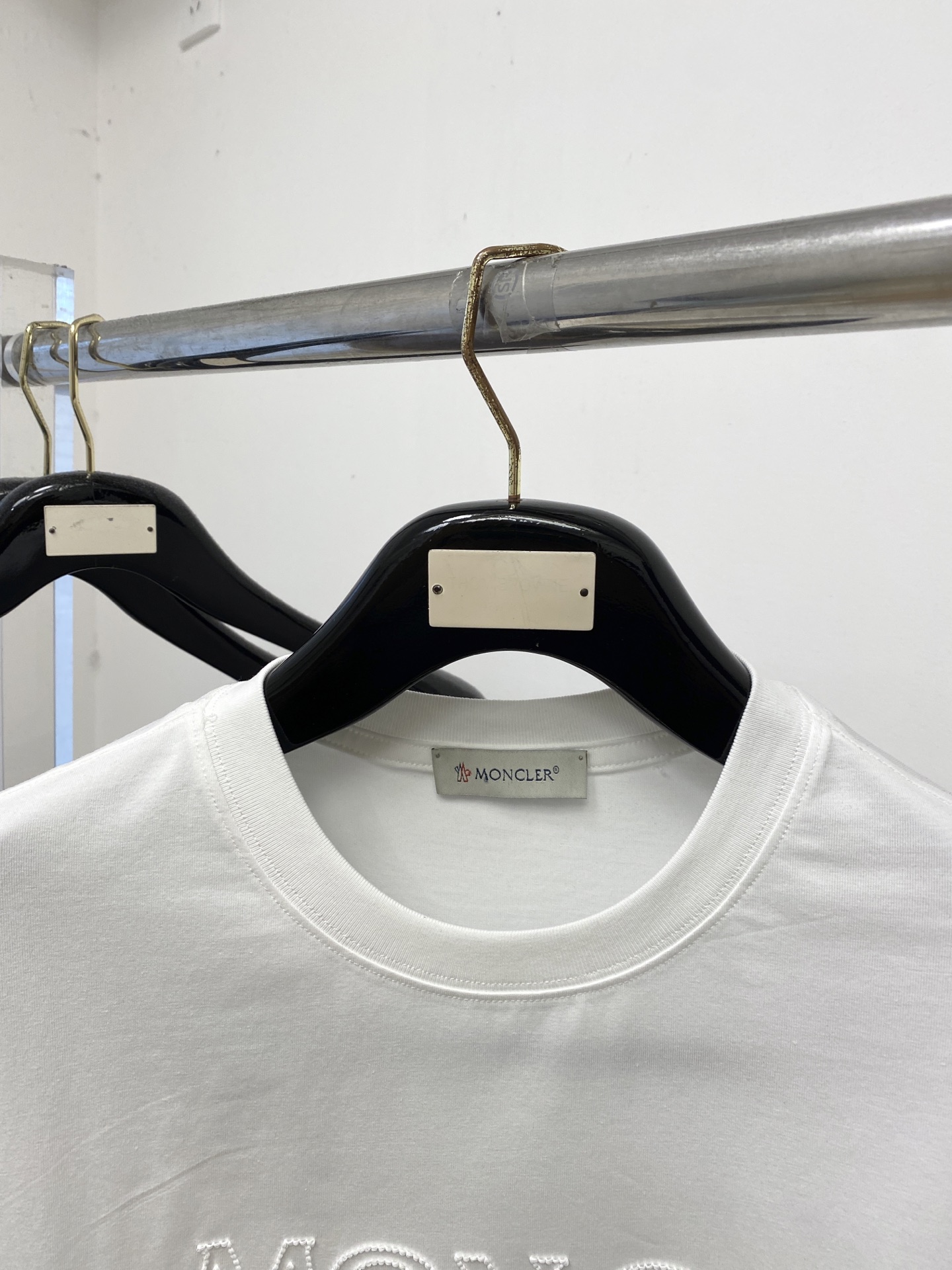 short sleeves