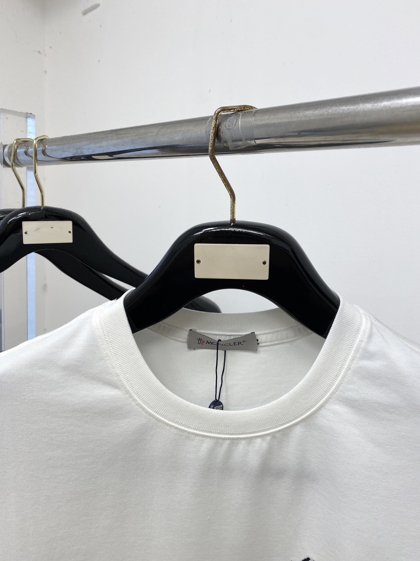short sleeves